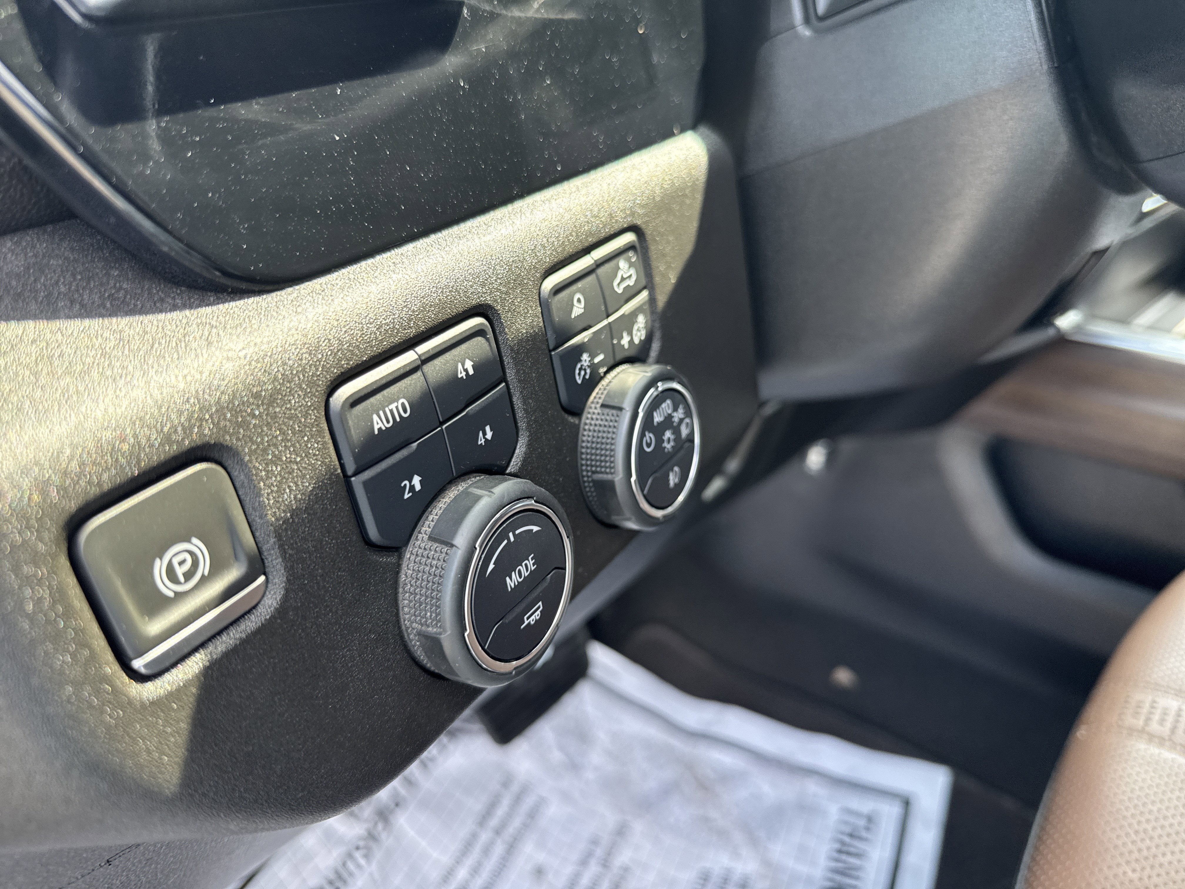 2024 Chevrolet SILVERADO 3500 HIGH COUNTRY