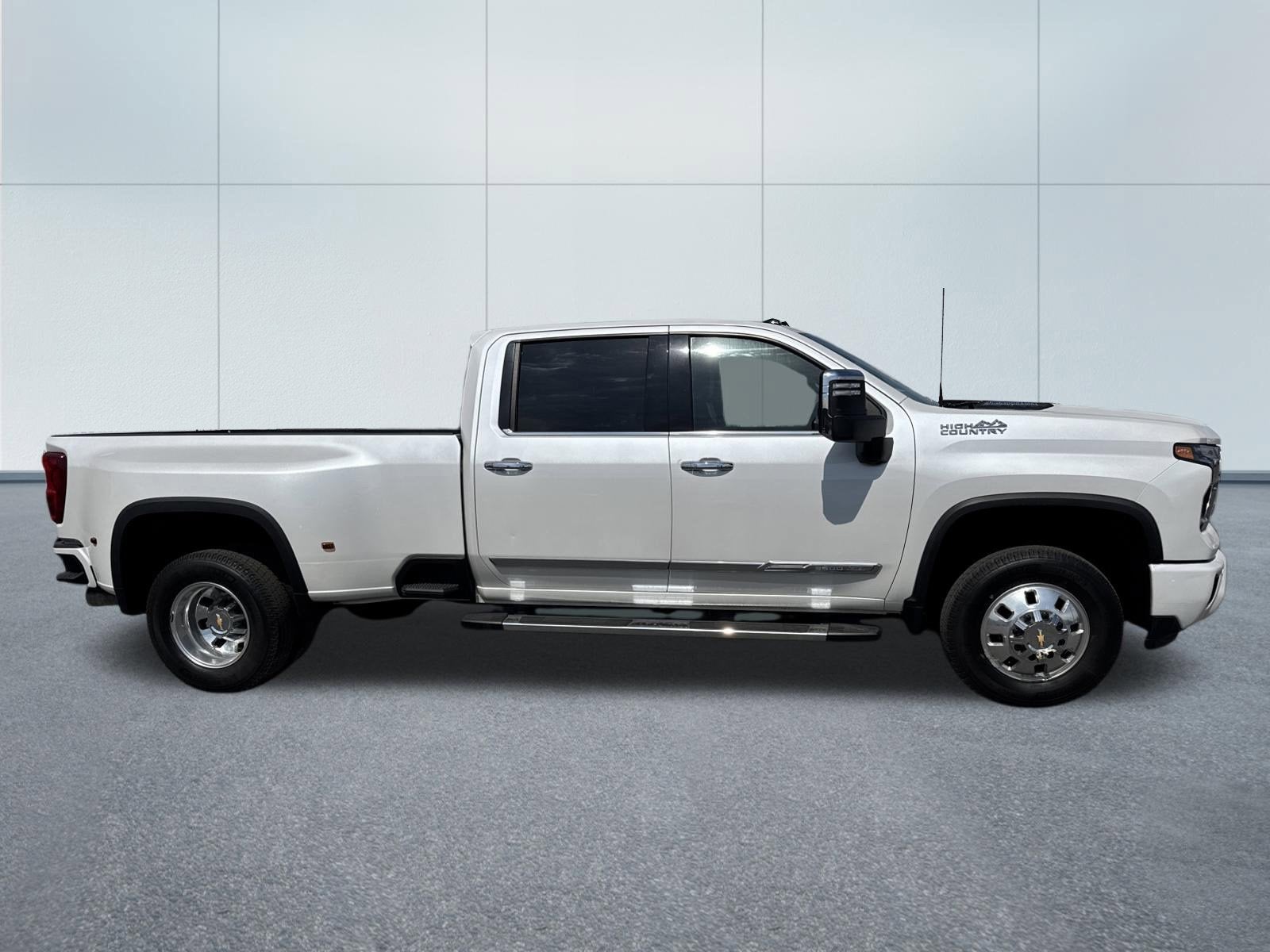 2024 Chevrolet SILVERADO 3500 HIGH COUNTRY