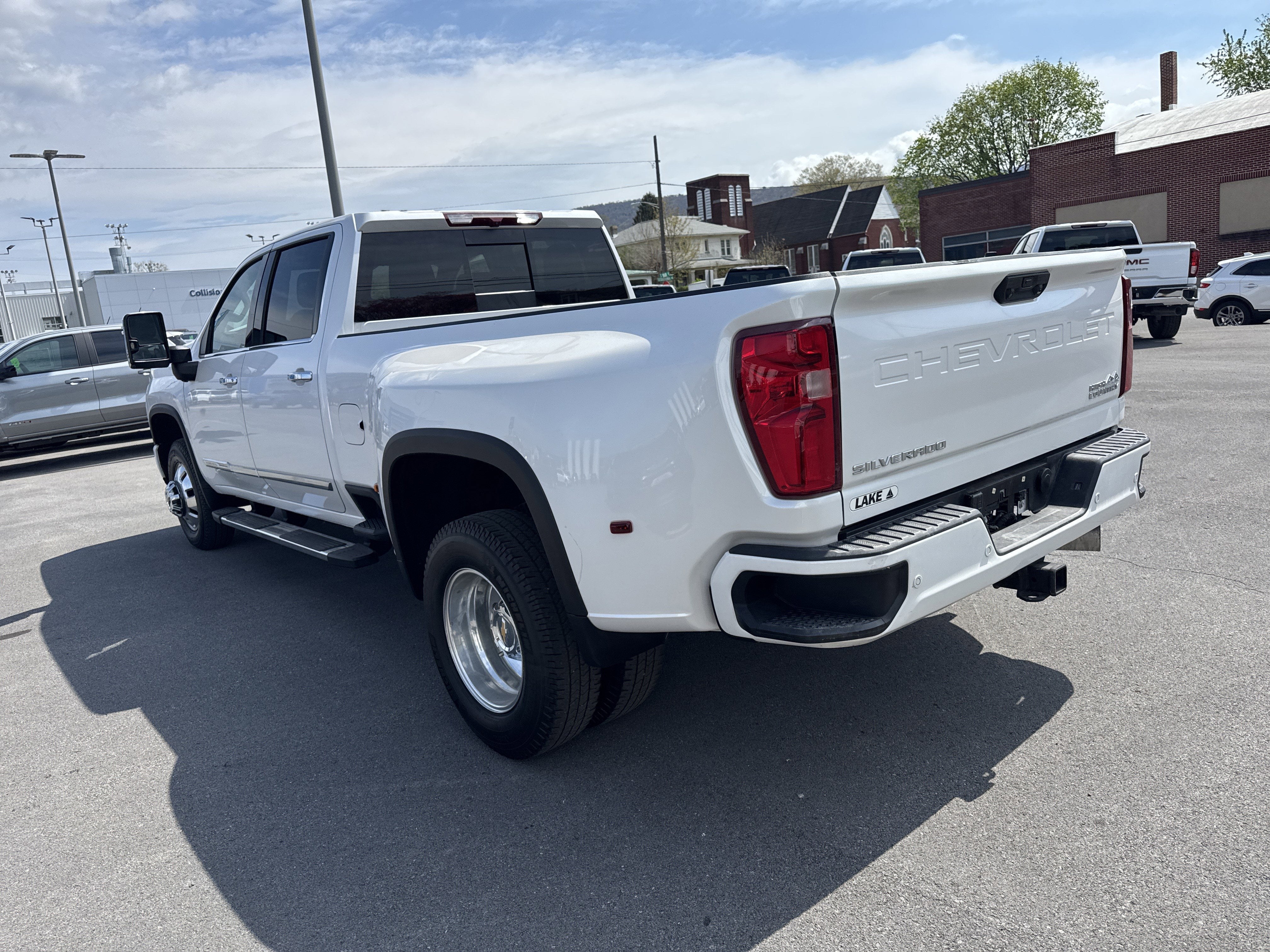 2024 Chevrolet SILVERADO 3500 HIGH COUNTRY