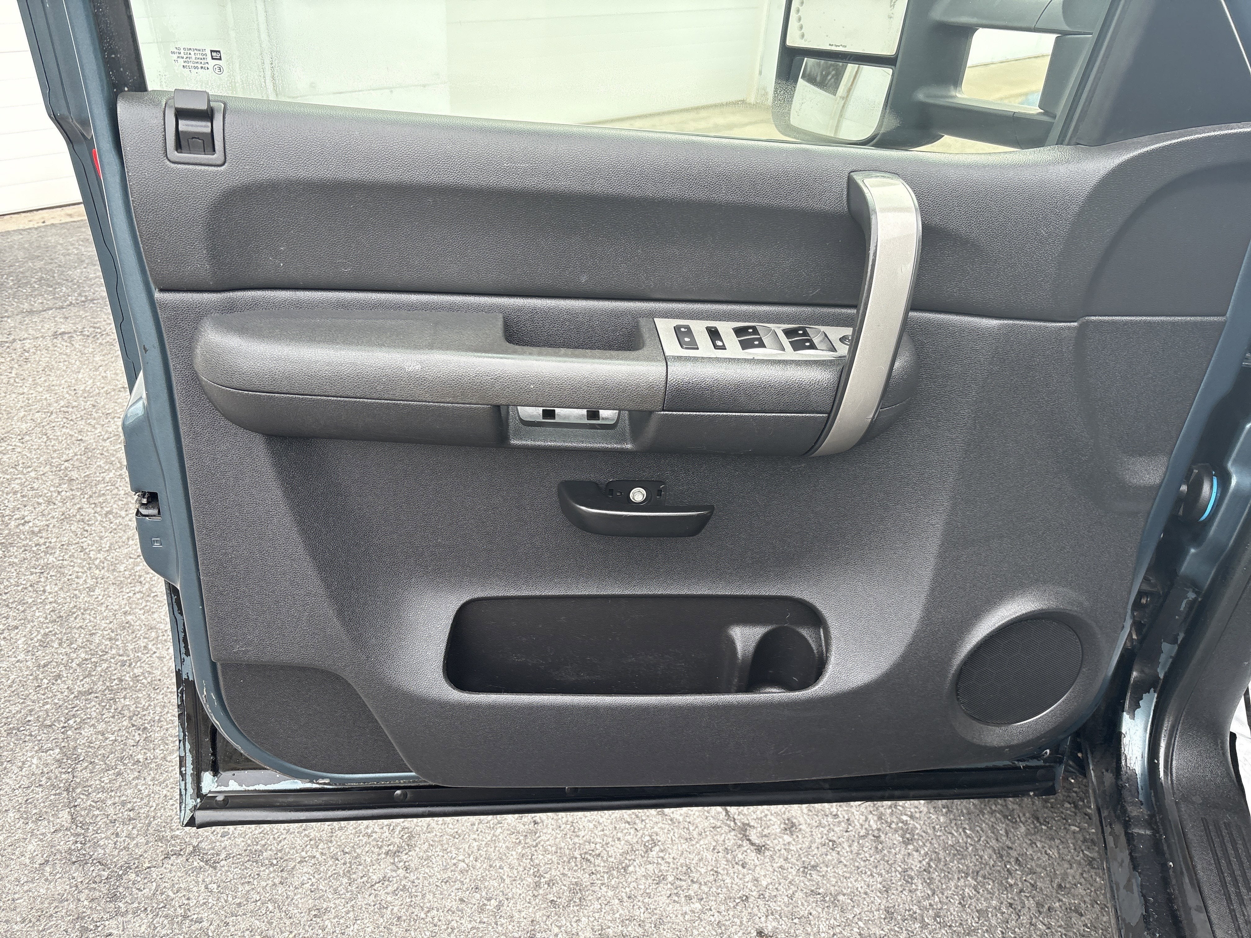 2007 Chevrolet SILVERADO 2500 LT w/1LT