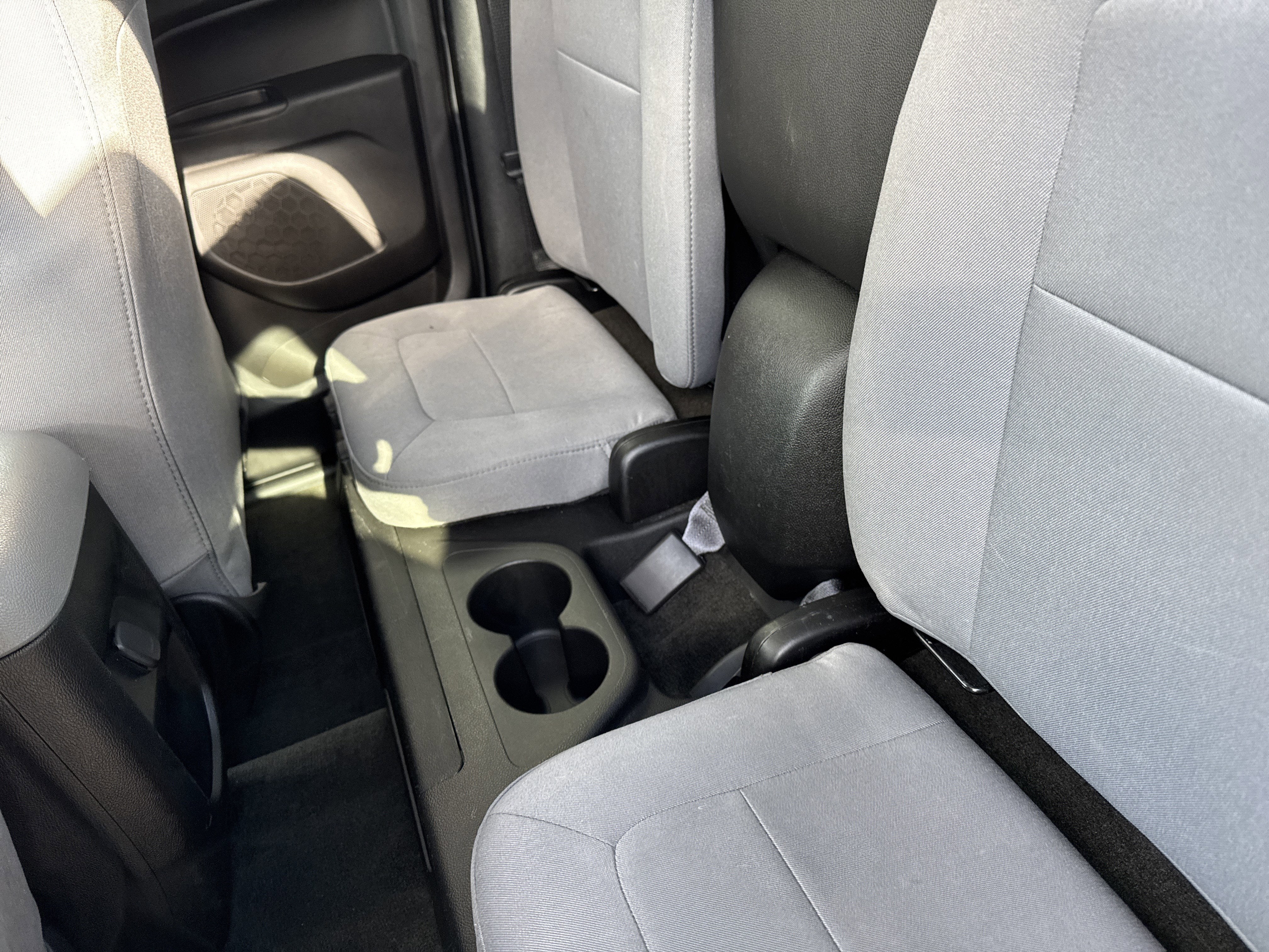 2016 Chevrolet COLORADO WT