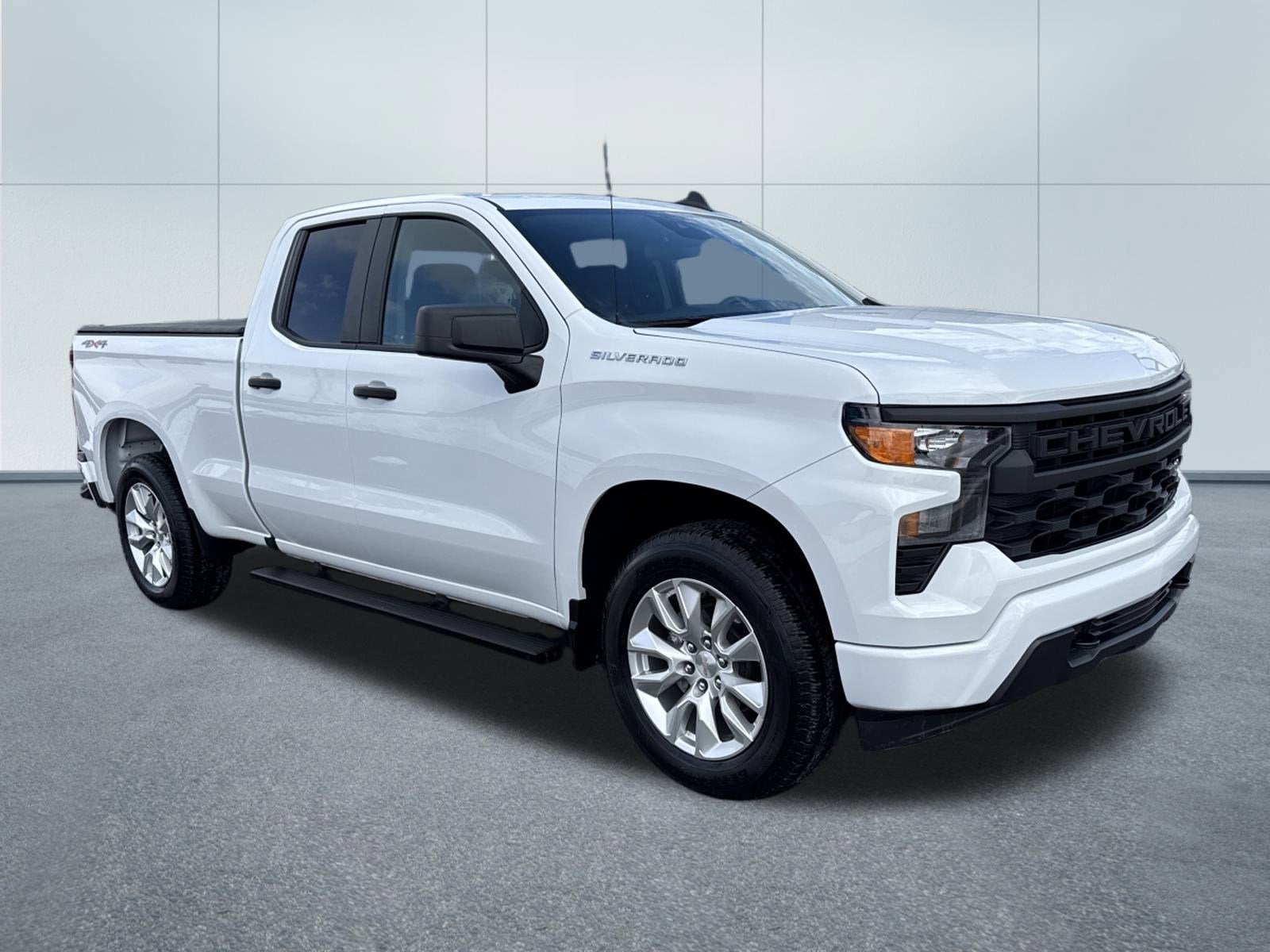 2023 Chevrolet SILVERADO 1500 CUSTOME