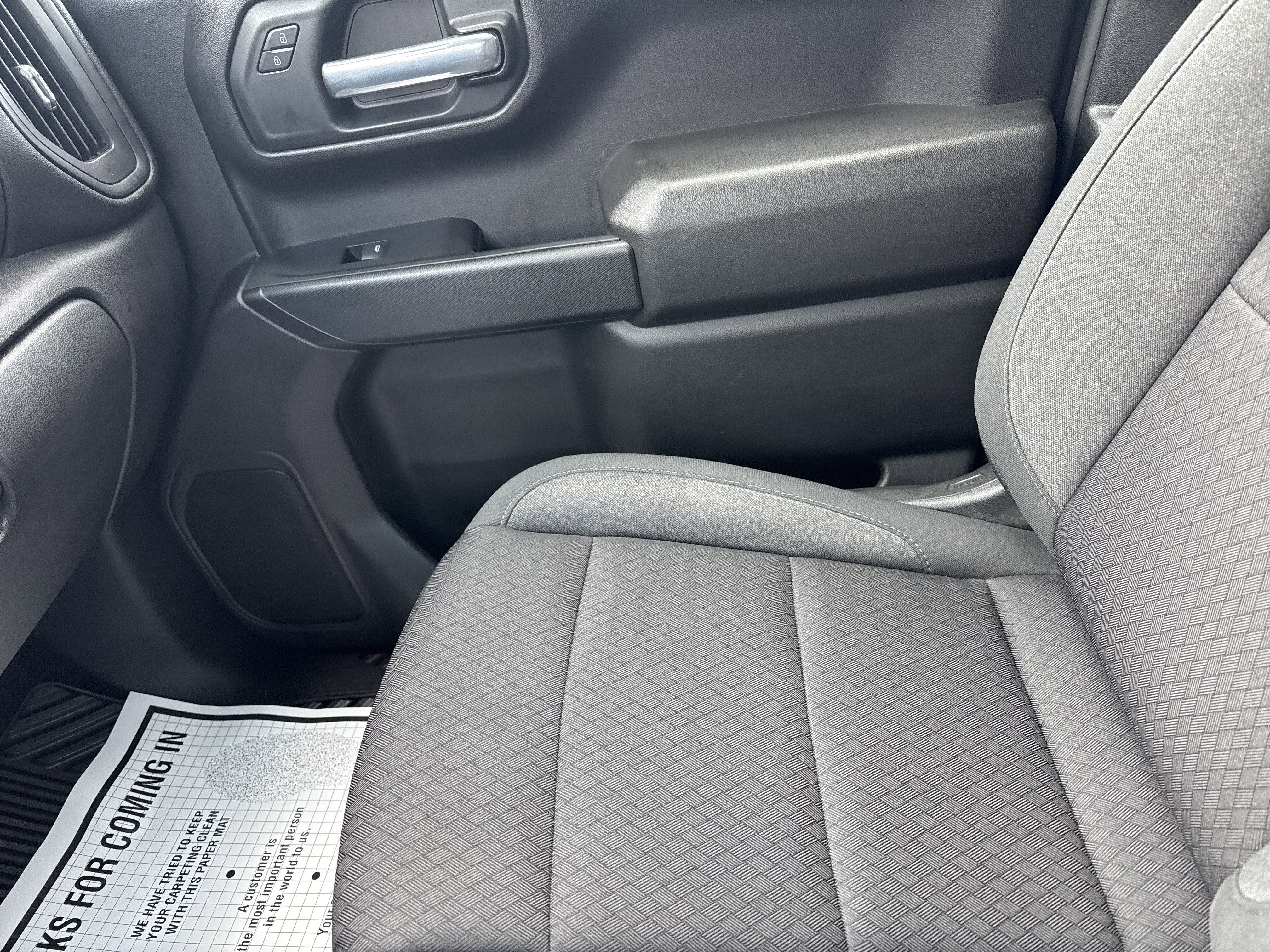 2023 Chevrolet SILVERADO 1500 CUSTOME