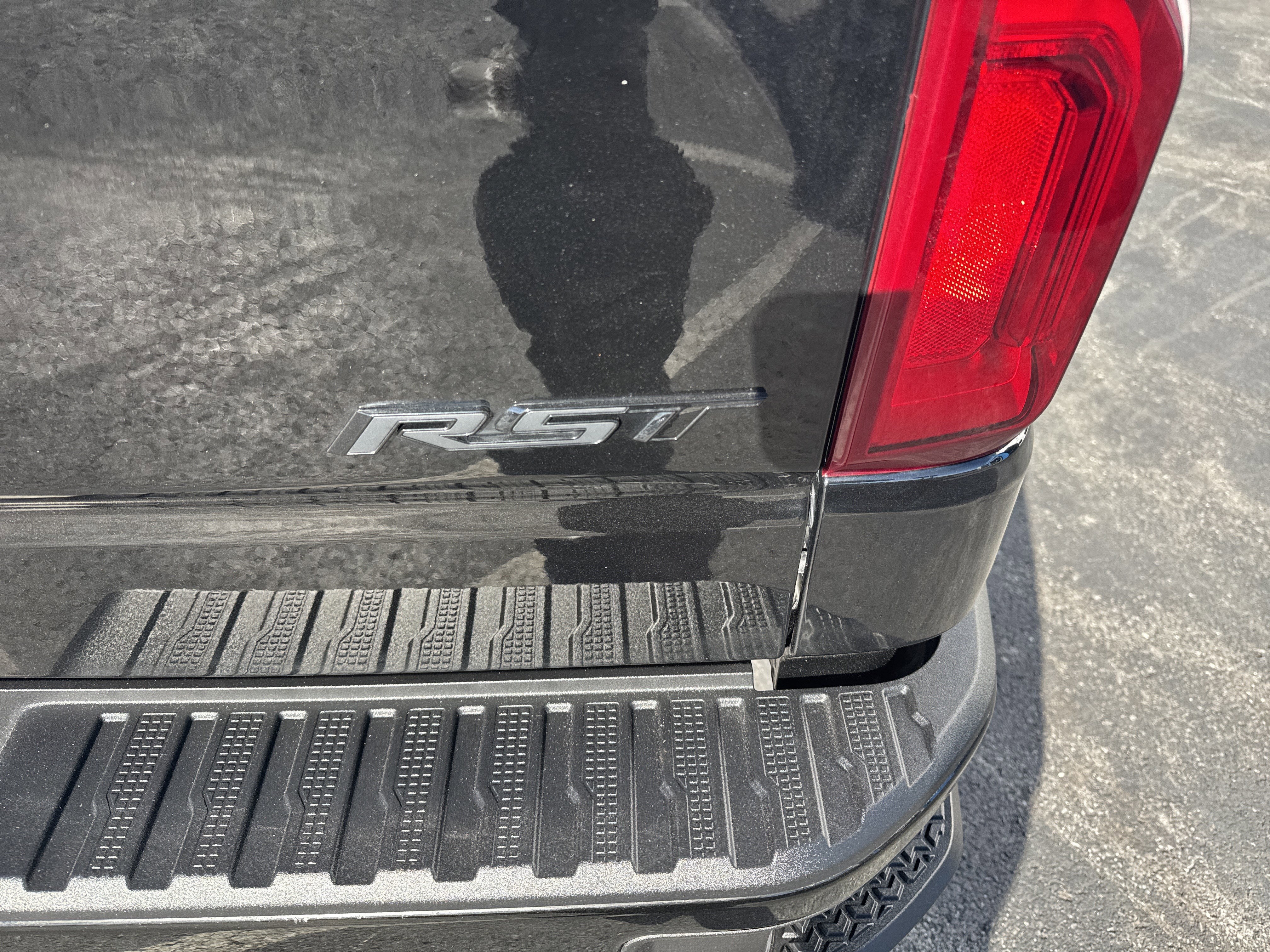 2024 Chevrolet SILVERADO K1500 RST