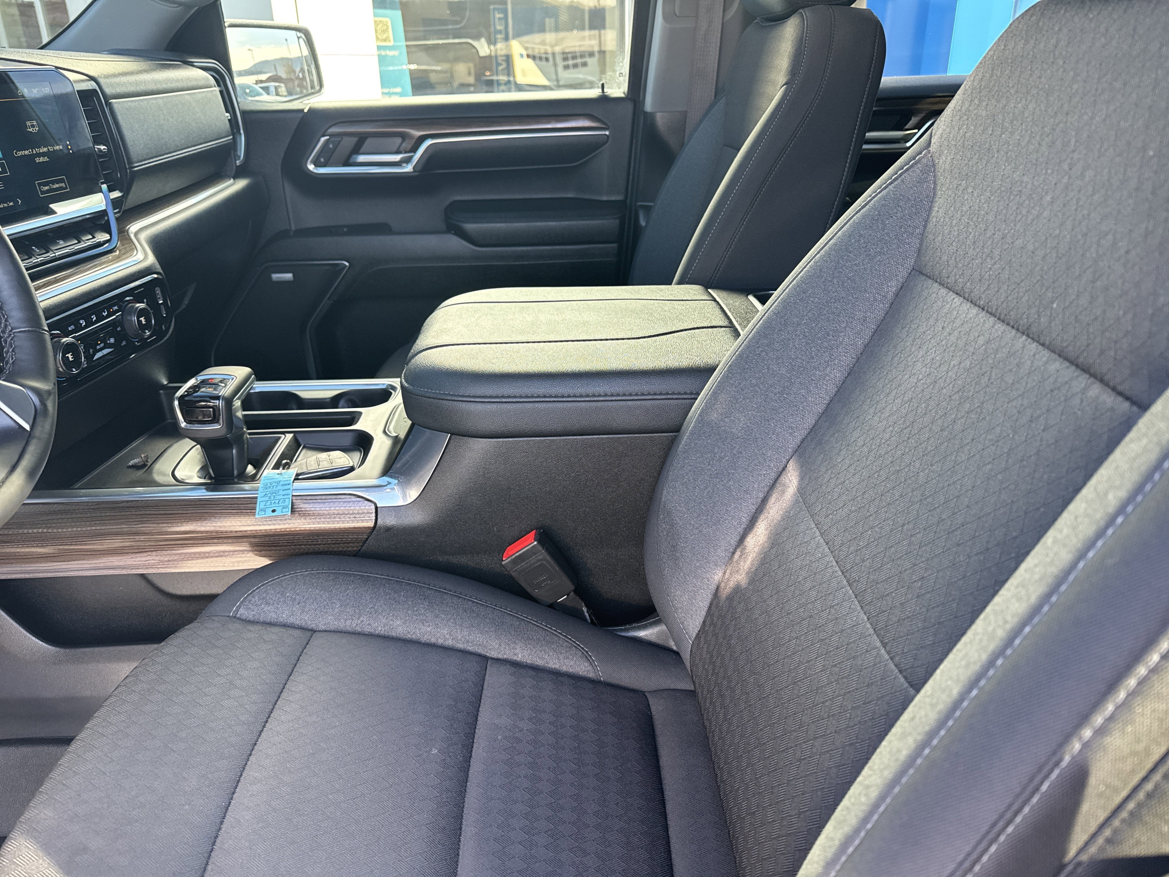 2024 Chevrolet SILVERADO K1500 RST