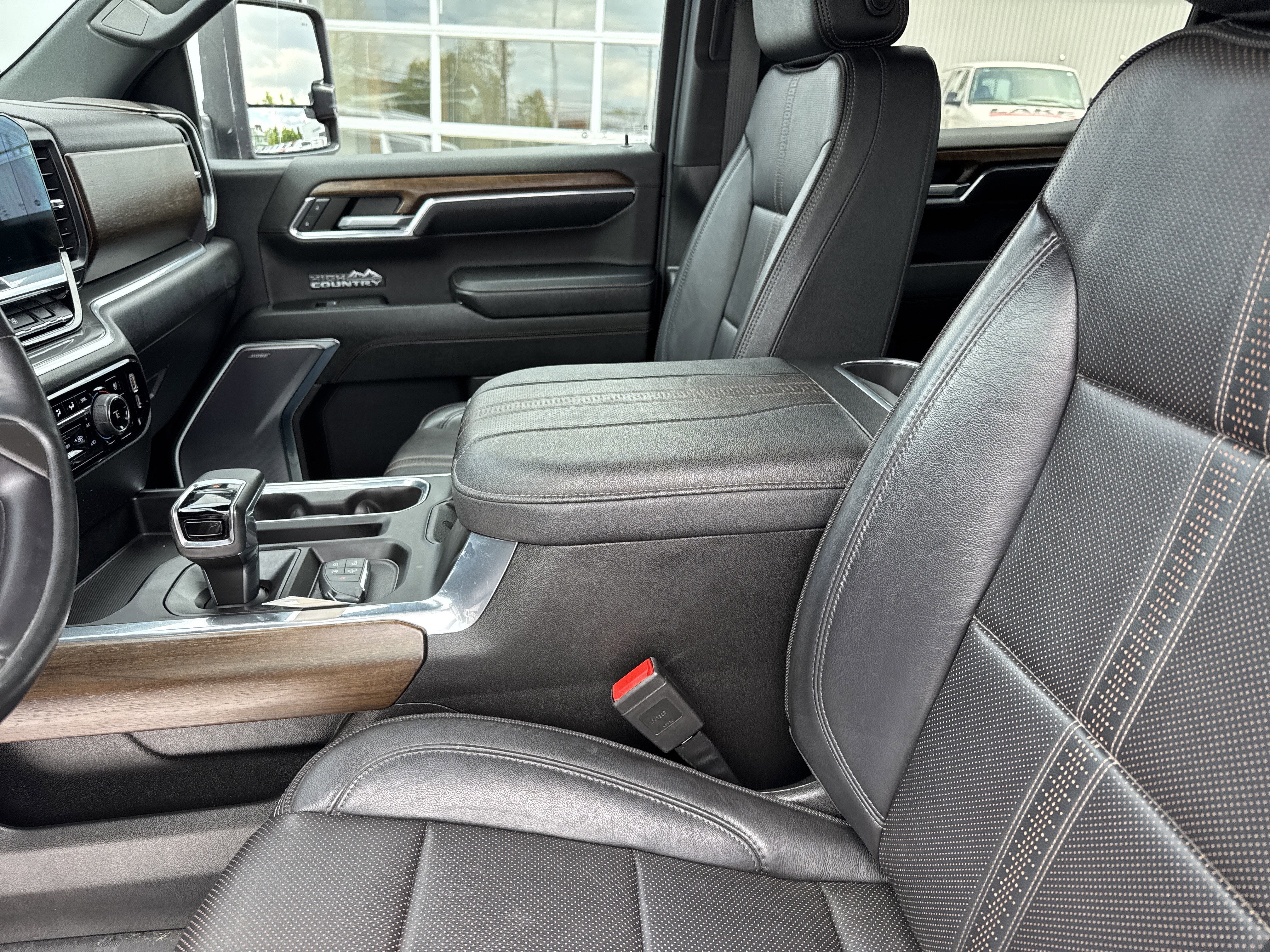 2023 Chevrolet SILVERADO 1500 HIGH COUNTRY