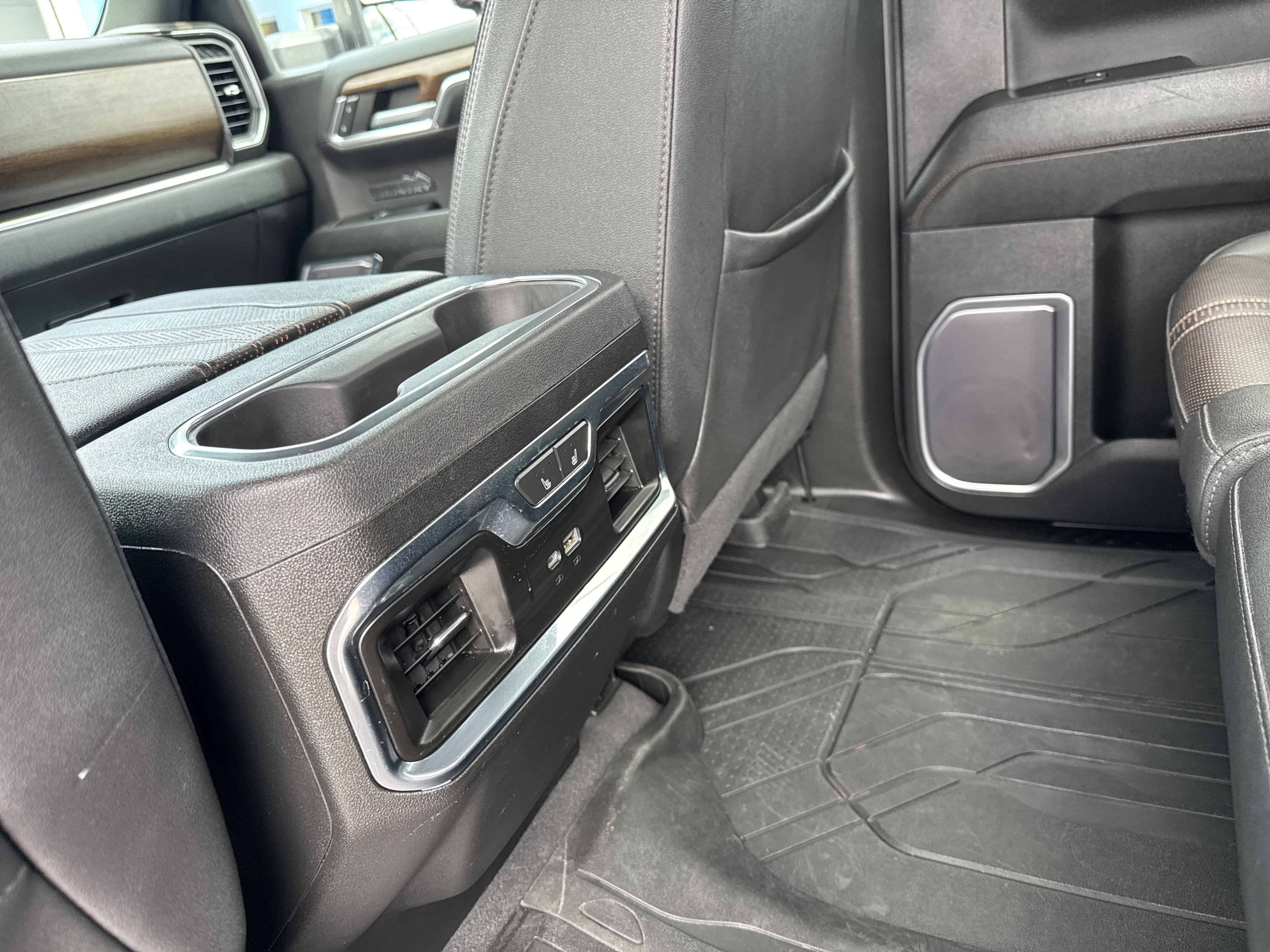 2023 Chevrolet SILVERADO 1500 HIGH COUNTRY