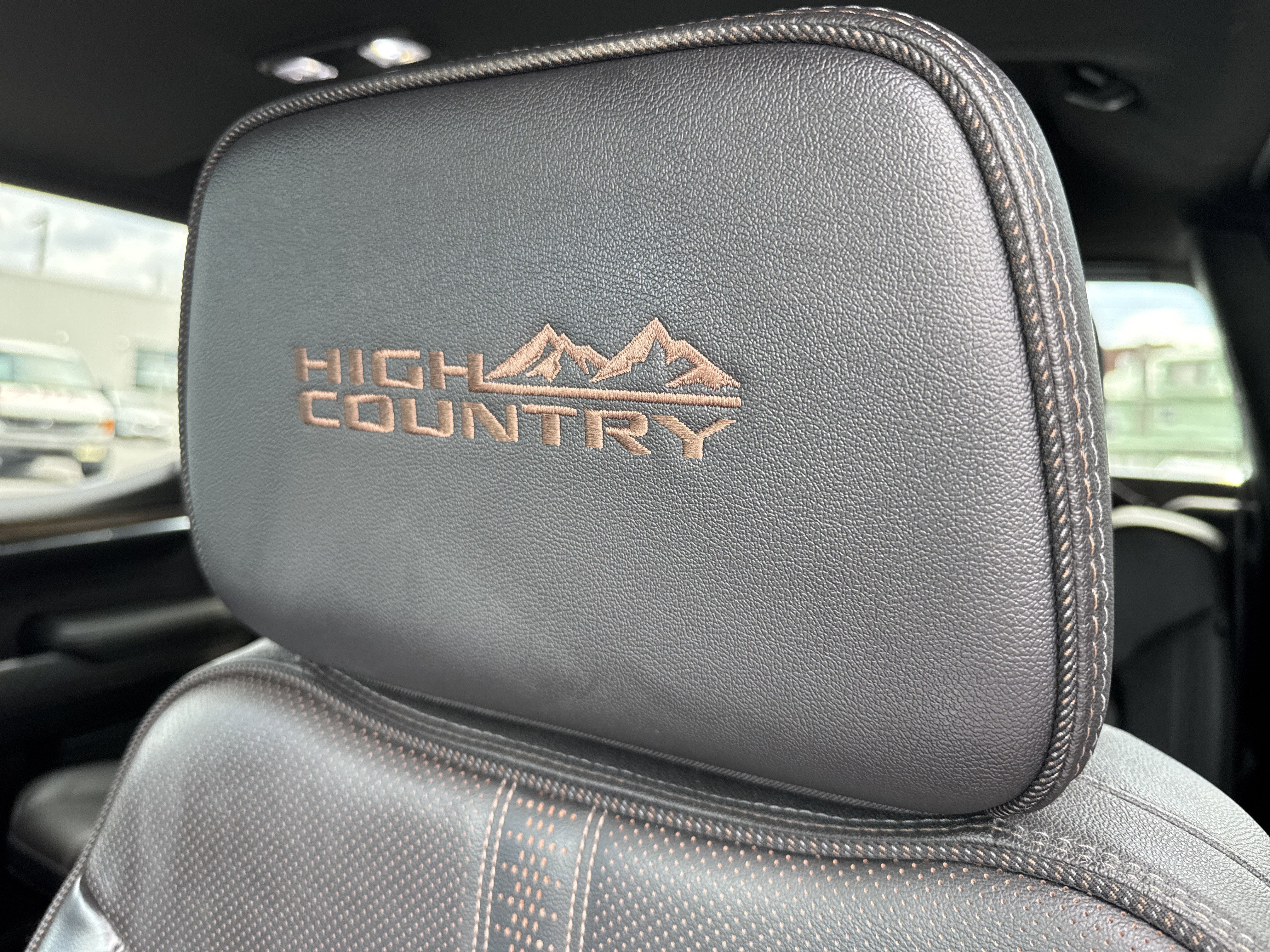 2023 Chevrolet SILVERADO 1500 HIGH COUNTRY