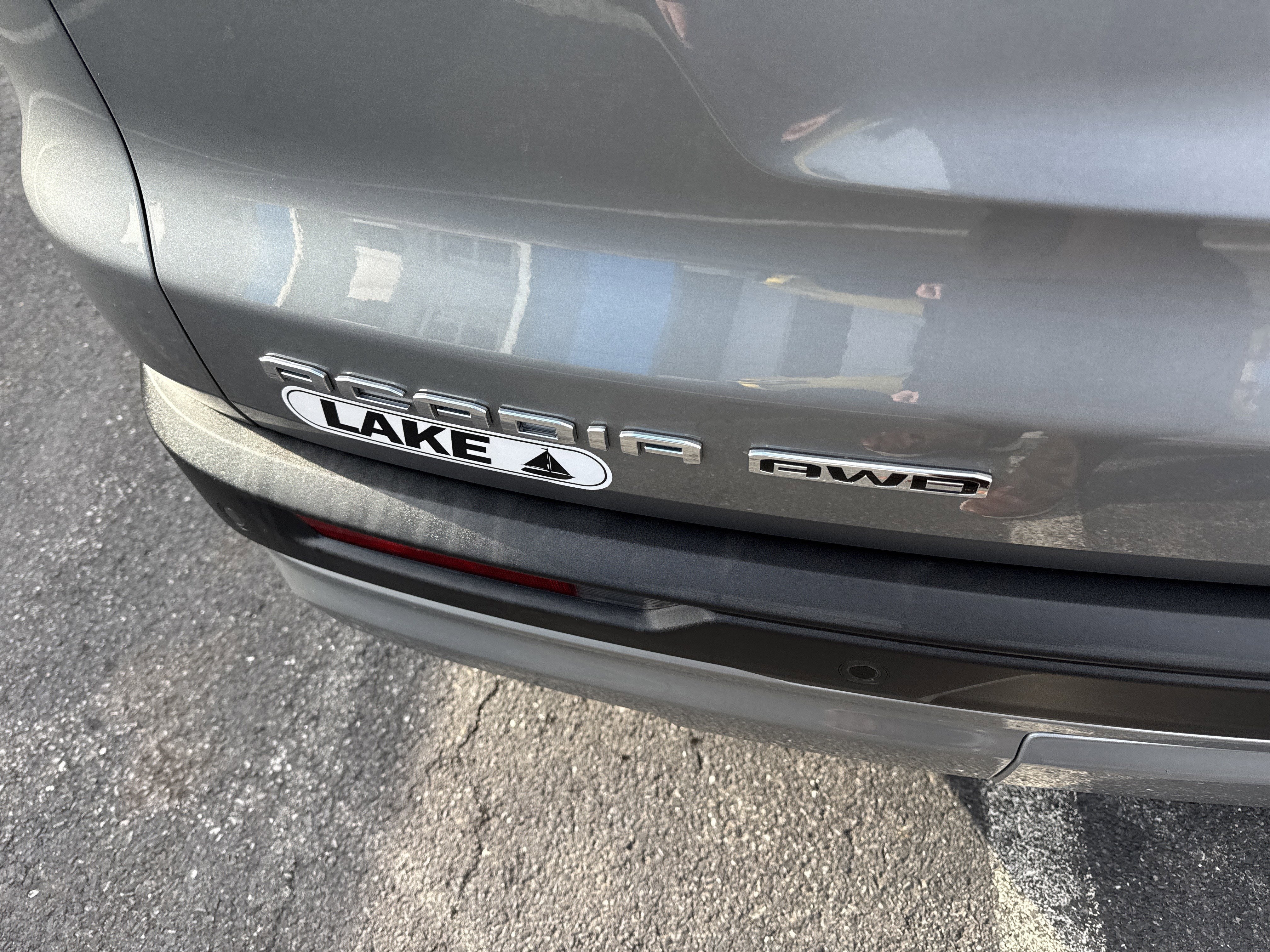 2024 GMC ACADIA UP LEVEL