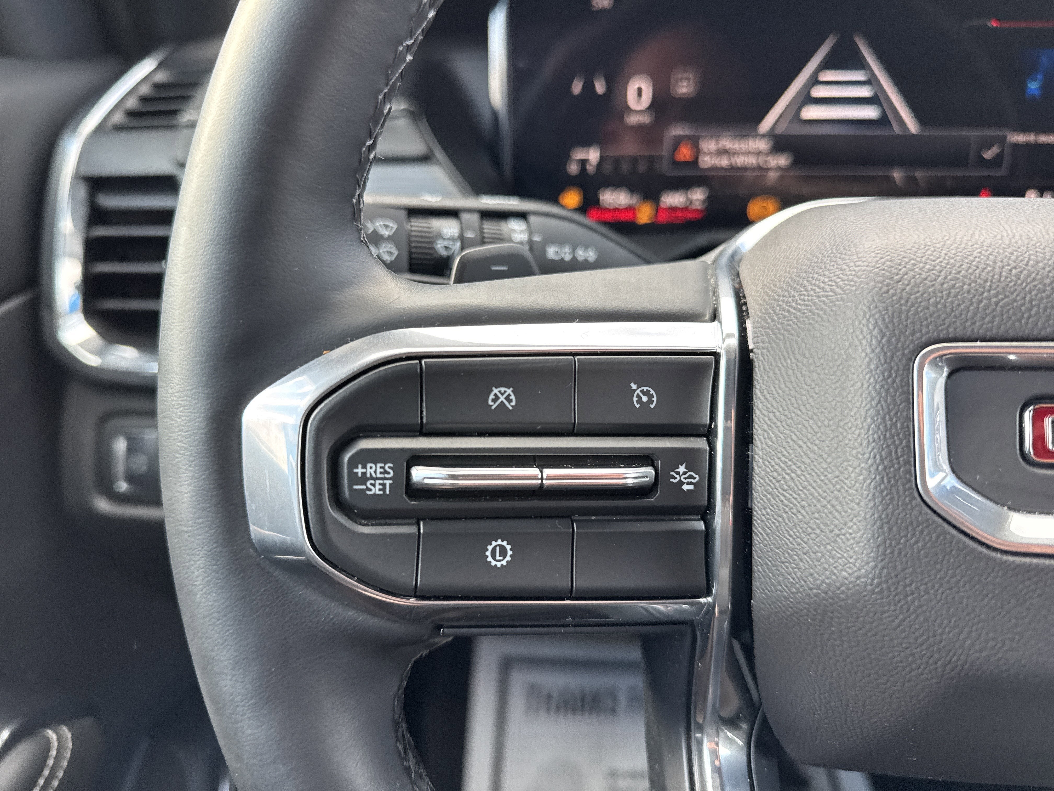 2024 GMC ACADIA UP LEVEL