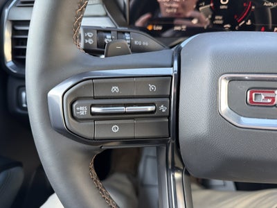 2026 GMC ACADIA AWD AT4