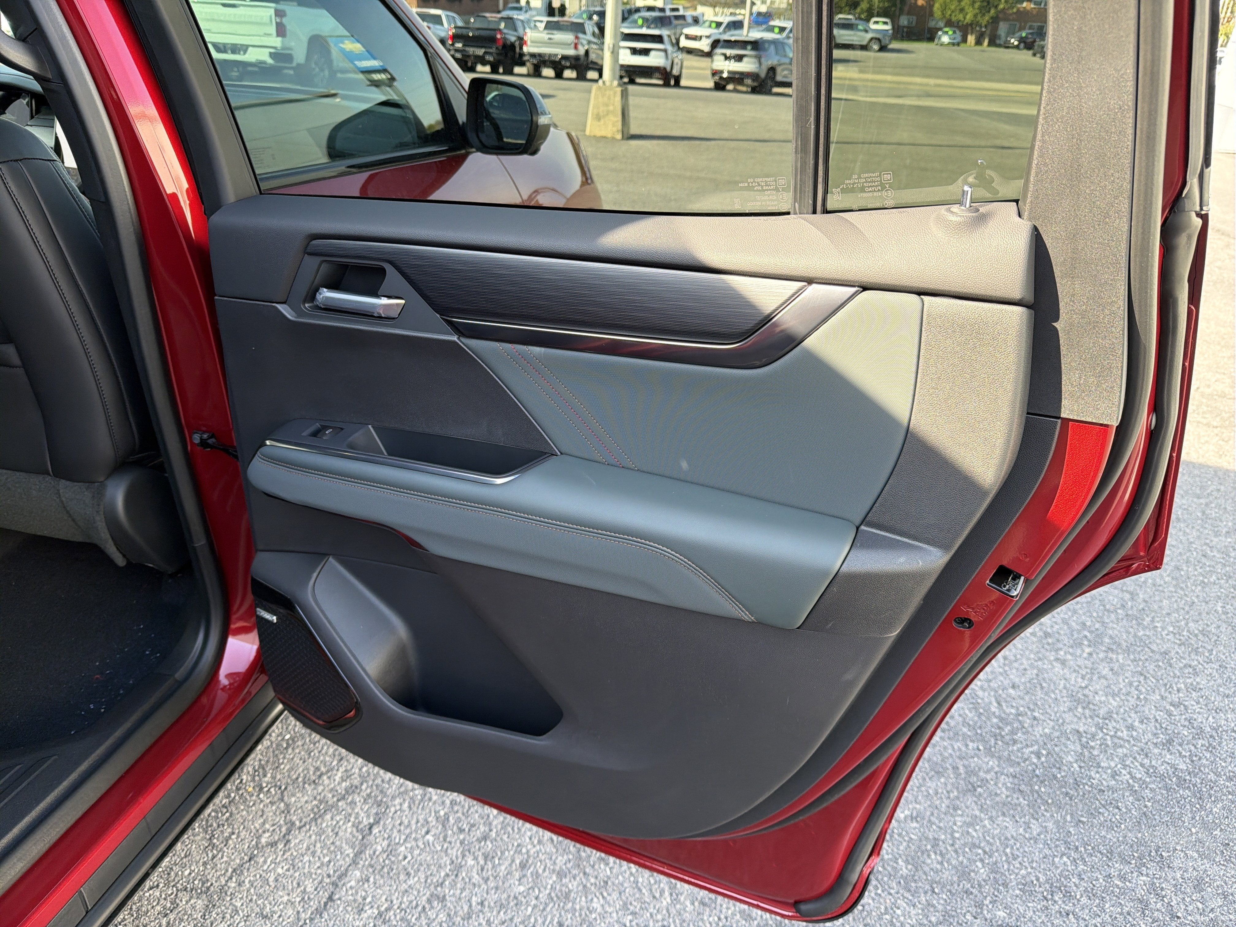 2026 GMC ACADIA AWD AT4