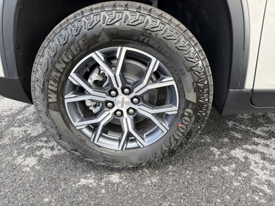 2026 GMC ACADIA AWD AT4