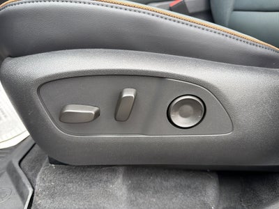 2026 GMC ACADIA AWD AT4
