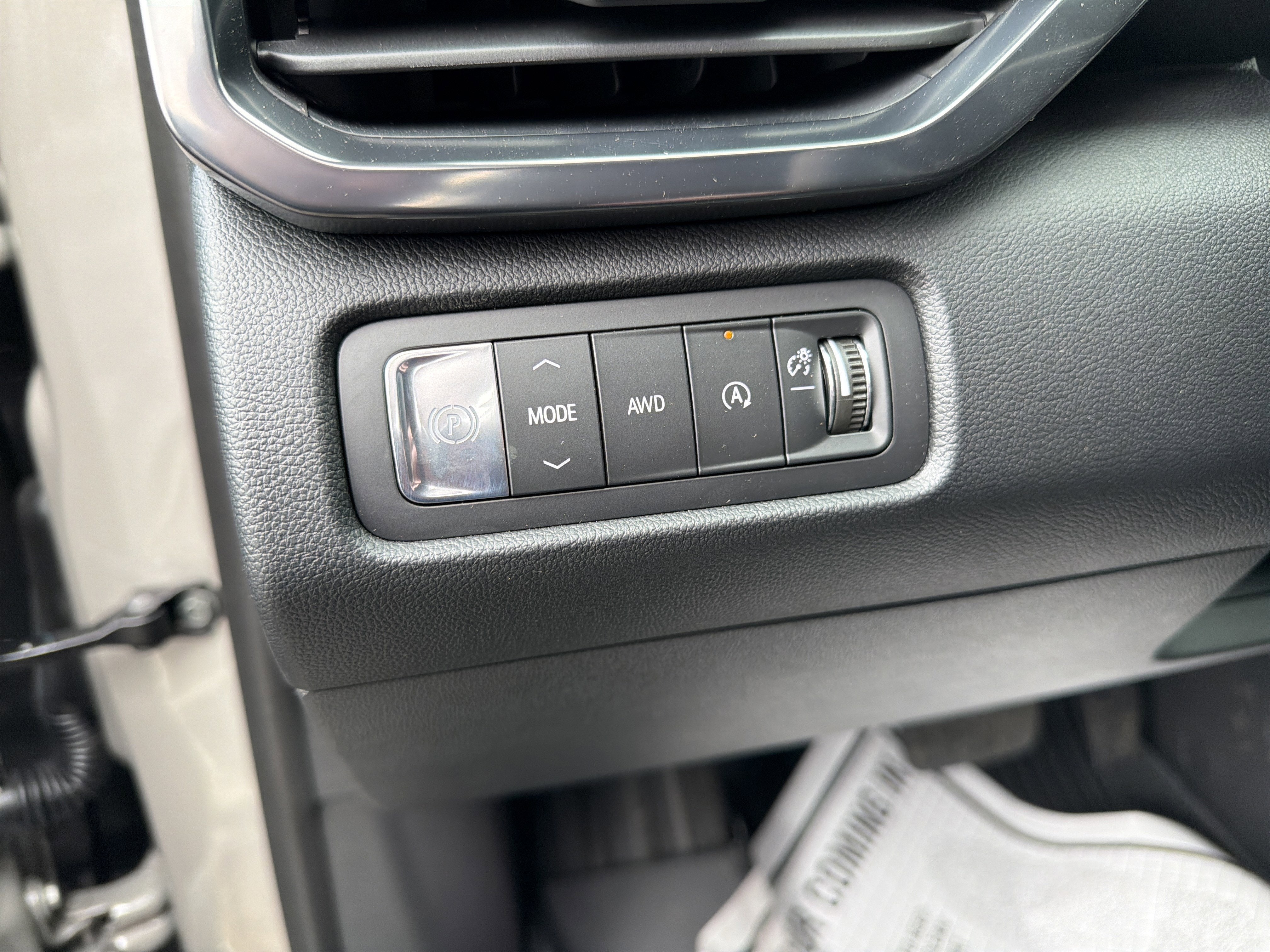2026 GMC ACADIA AWD AT4