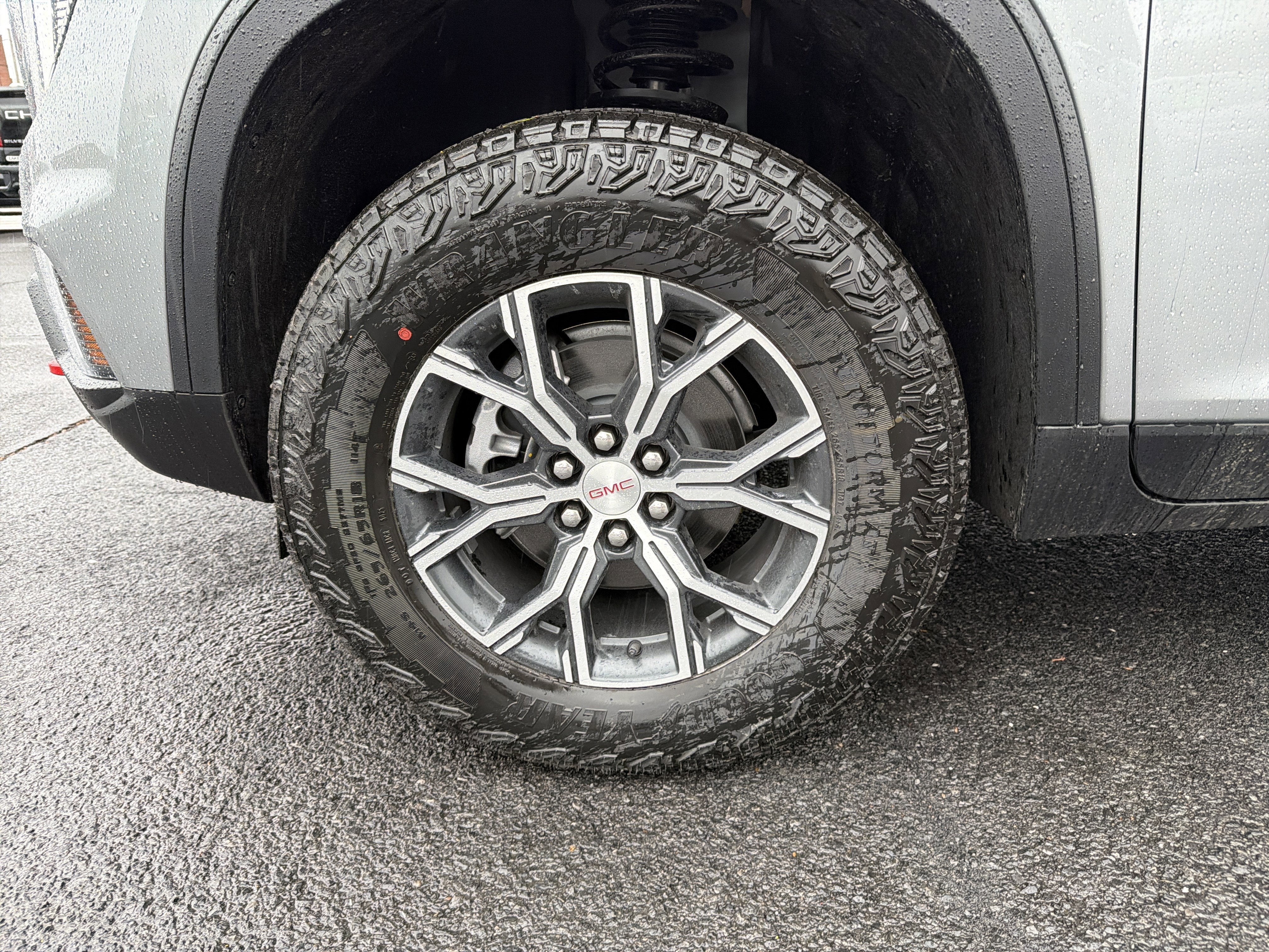 2026 GMC ACADIA AWD AT4