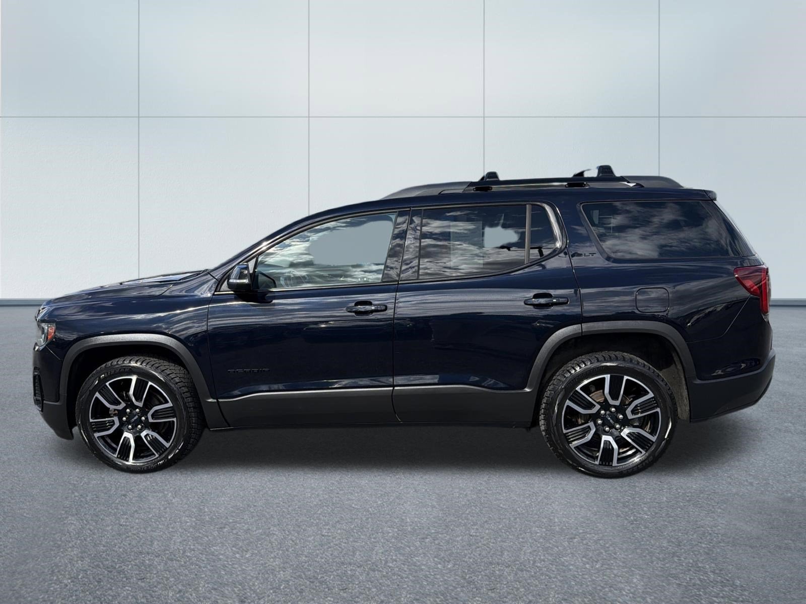 2021 GMC ACADIA SLT