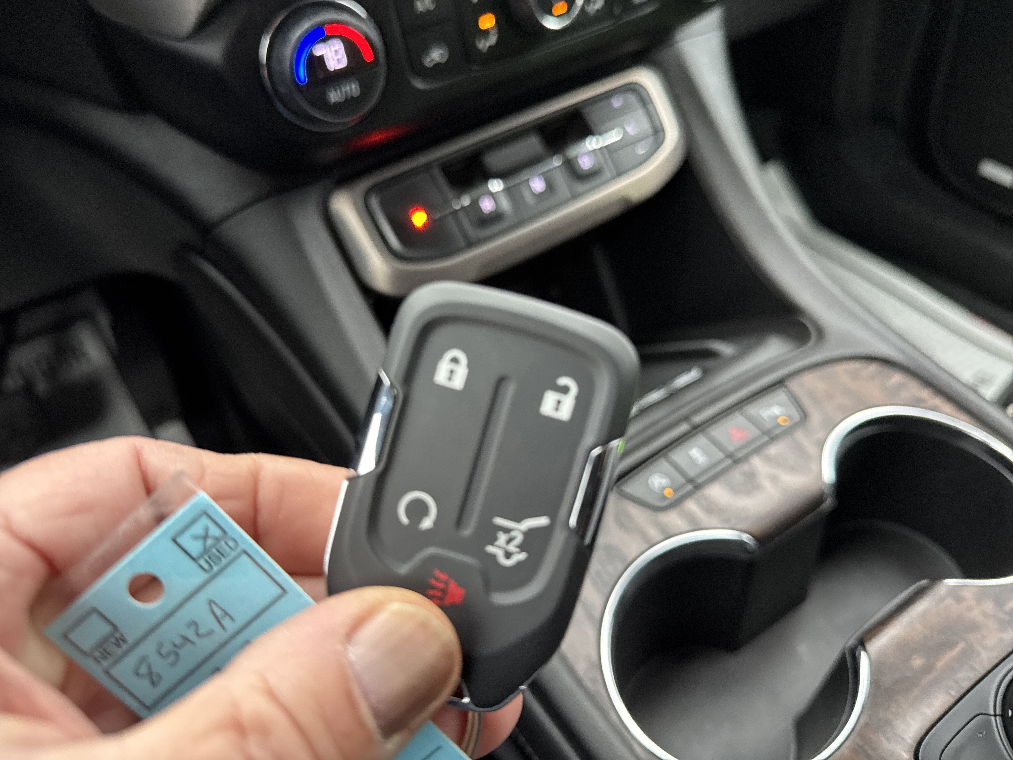 2020 GMC ACADIA DENALI