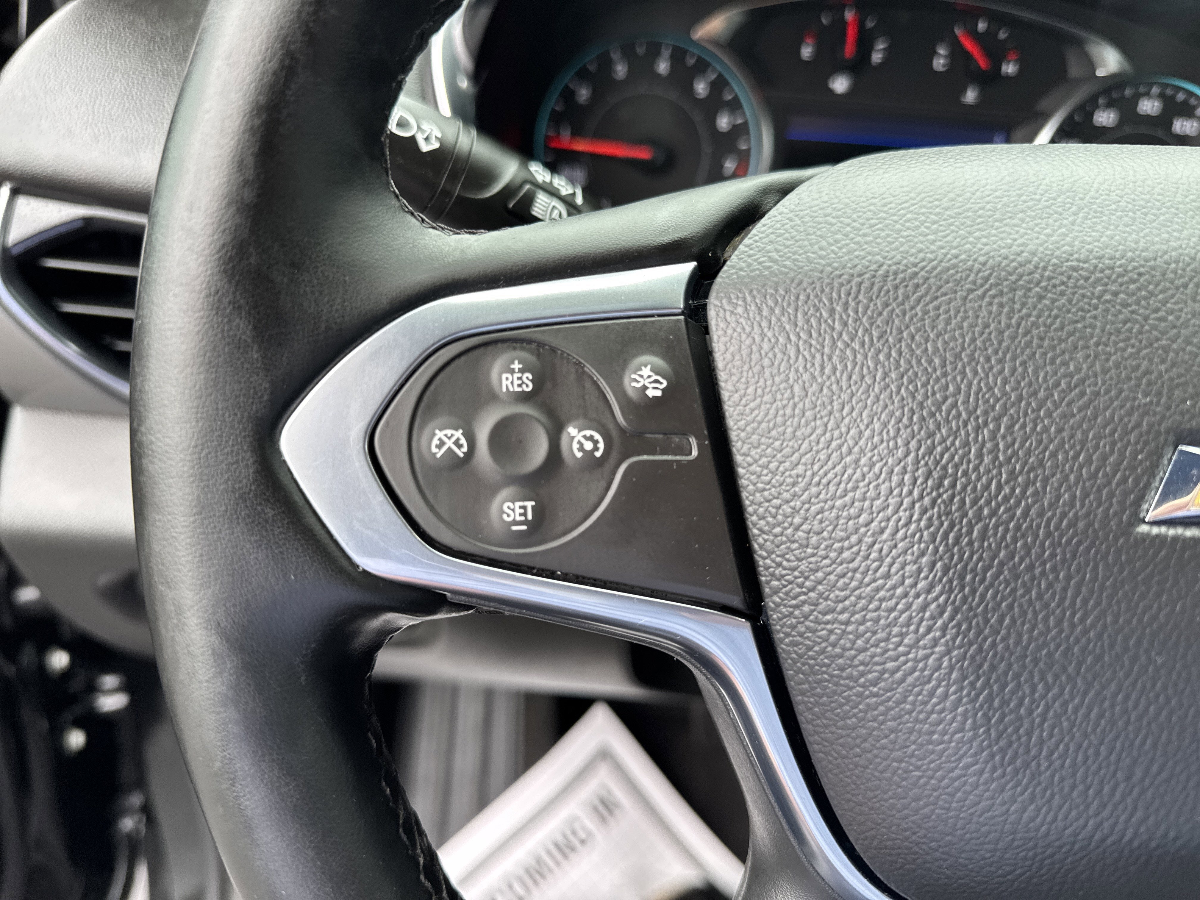 2023 Chevrolet TRAVERSE LT