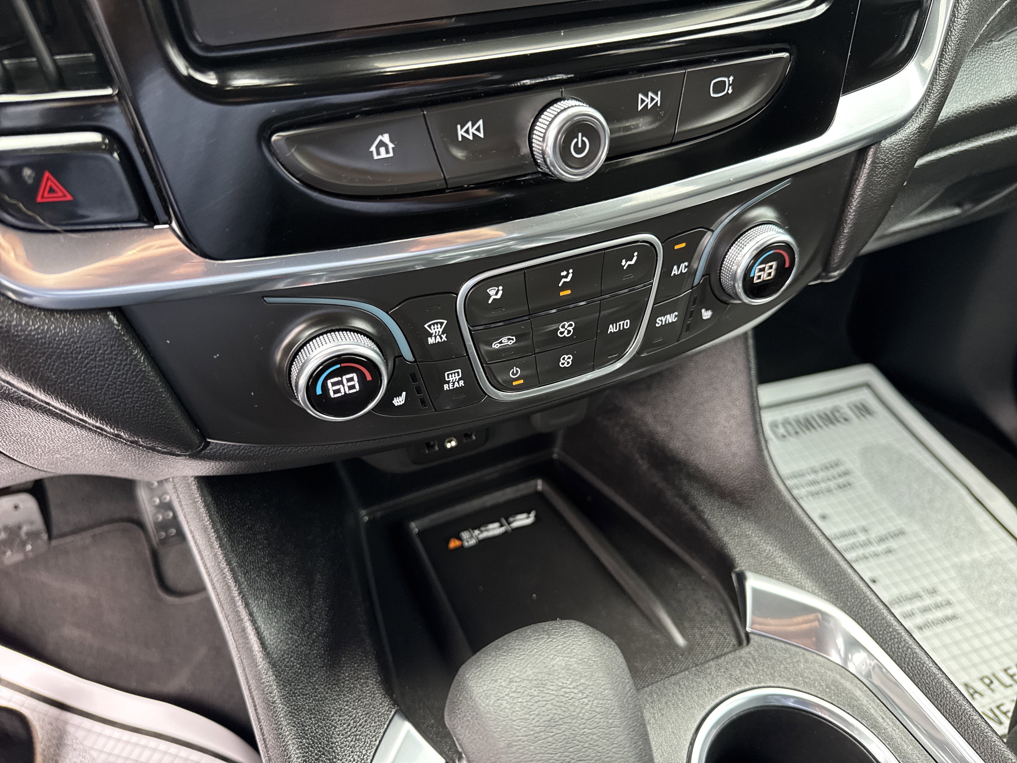 2023 Chevrolet TRAVERSE LT
