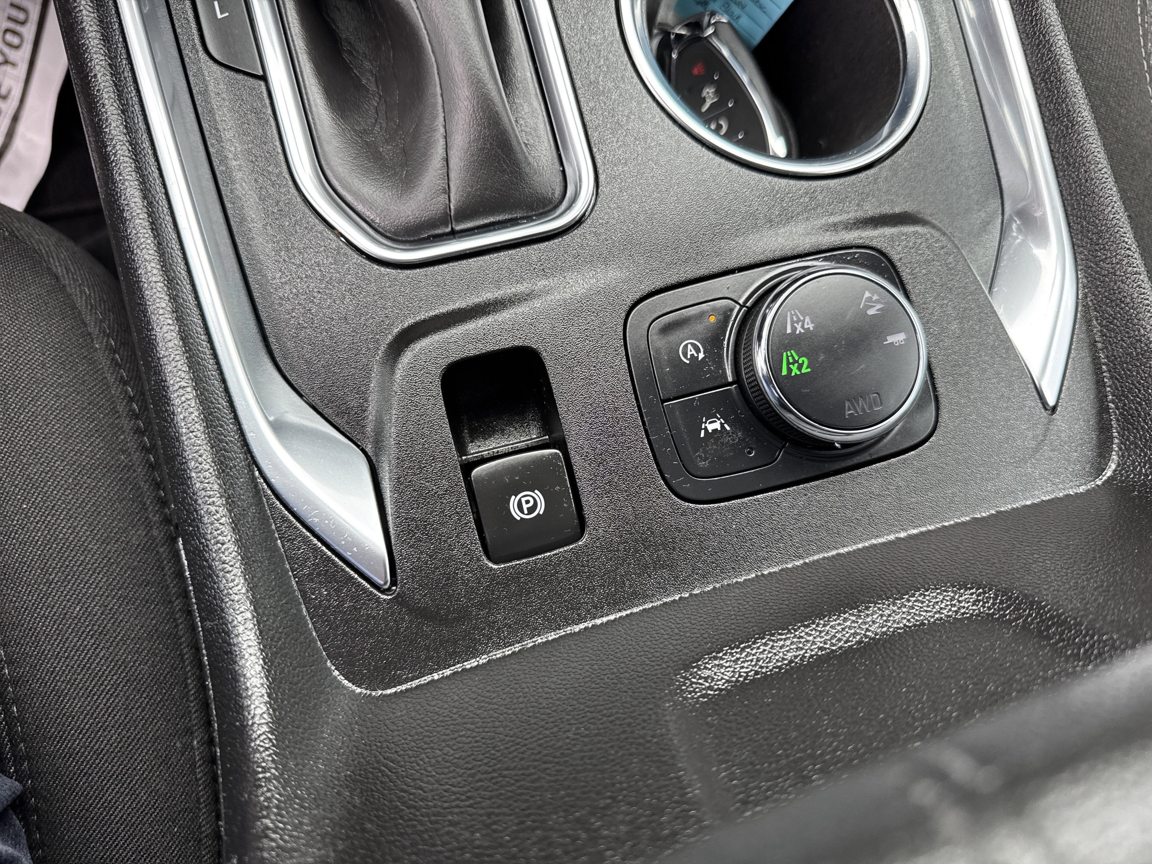 2023 Chevrolet TRAVERSE LT
