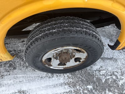 2005 Chevrolet EXPRESS 3500 BASE