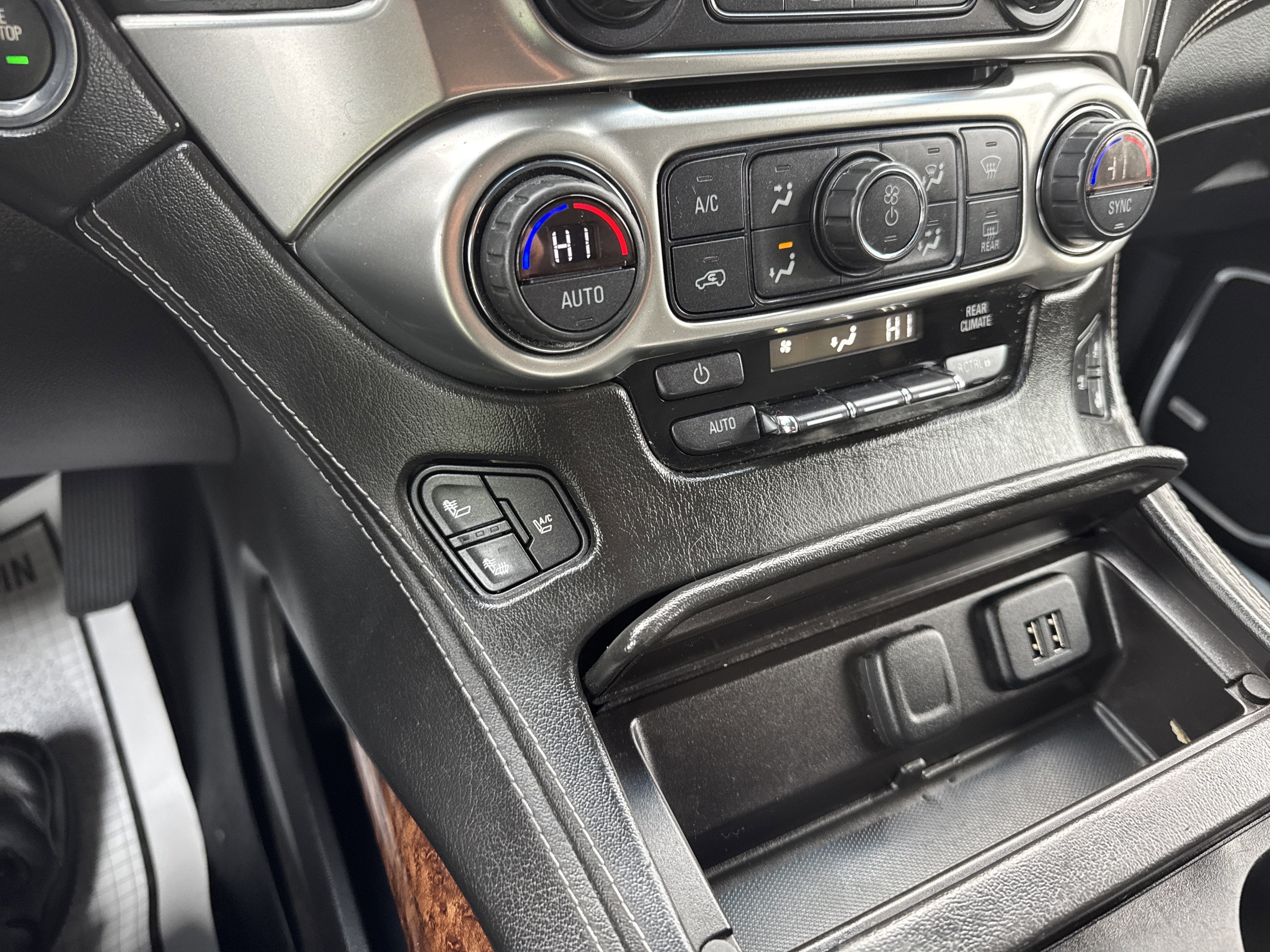 2015 Chevrolet TAHOE LTZ