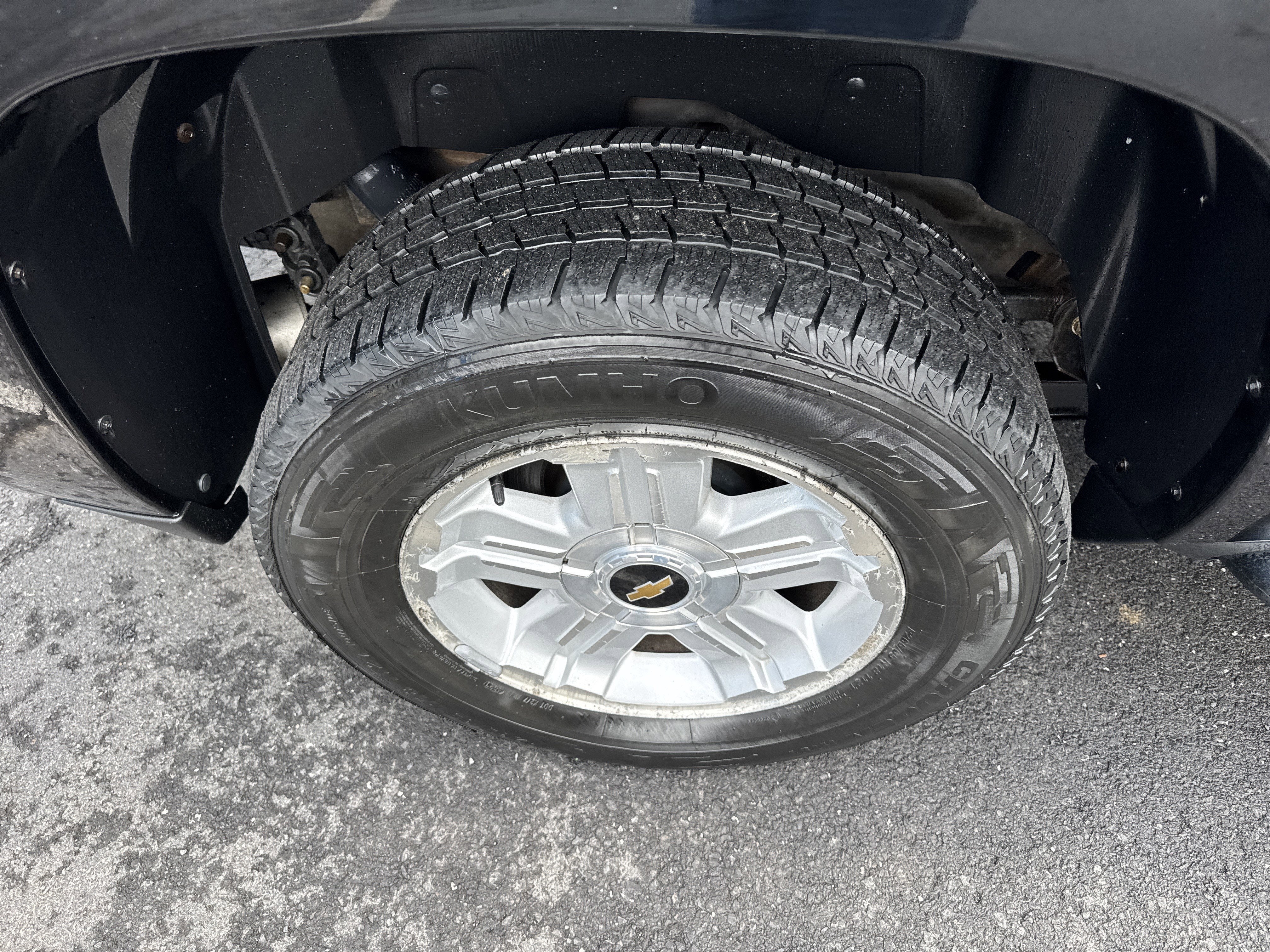 2011 Chevrolet K1500 SUBURBAN LT