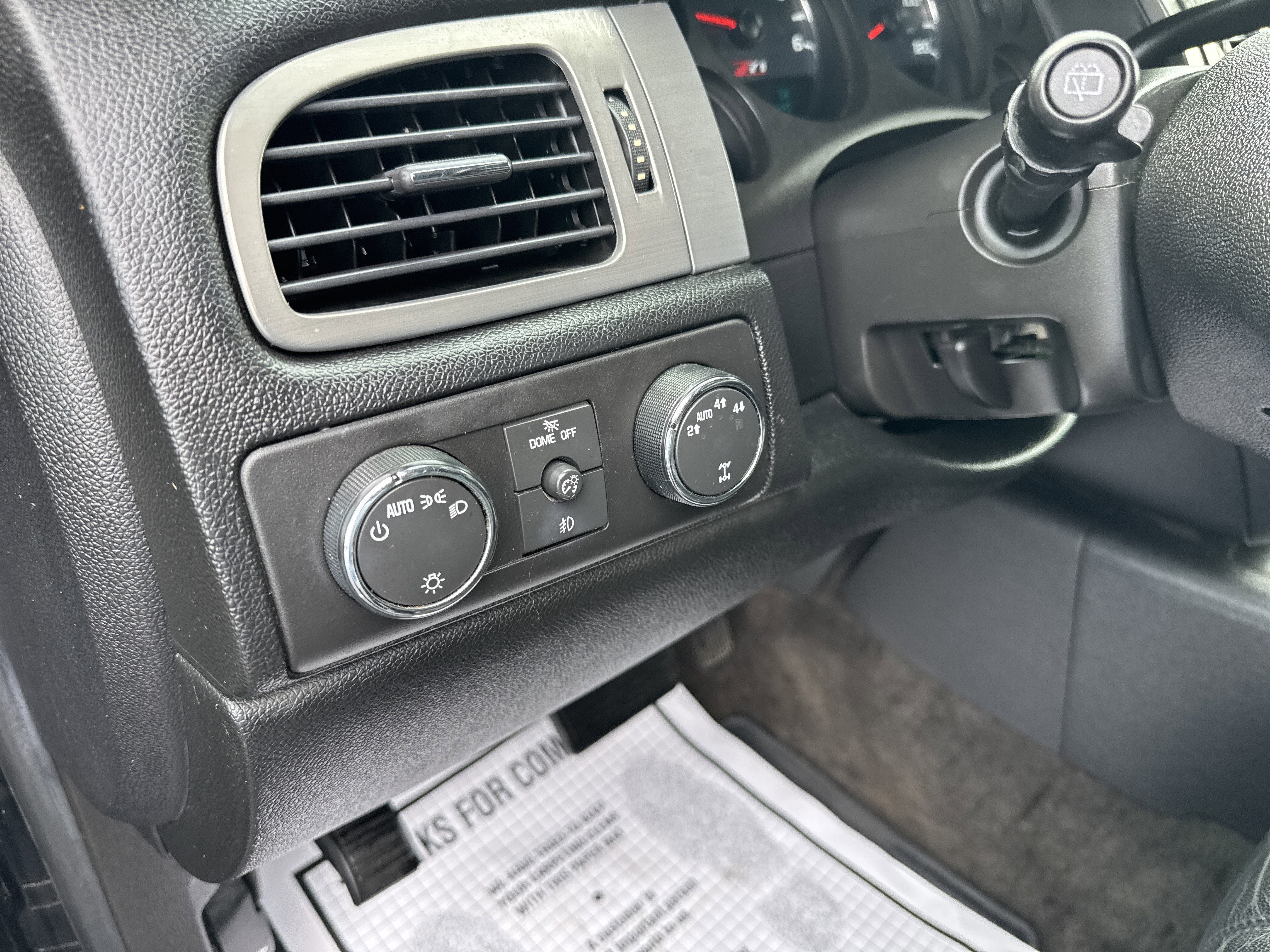 2011 Chevrolet K1500 SUBURBAN LT