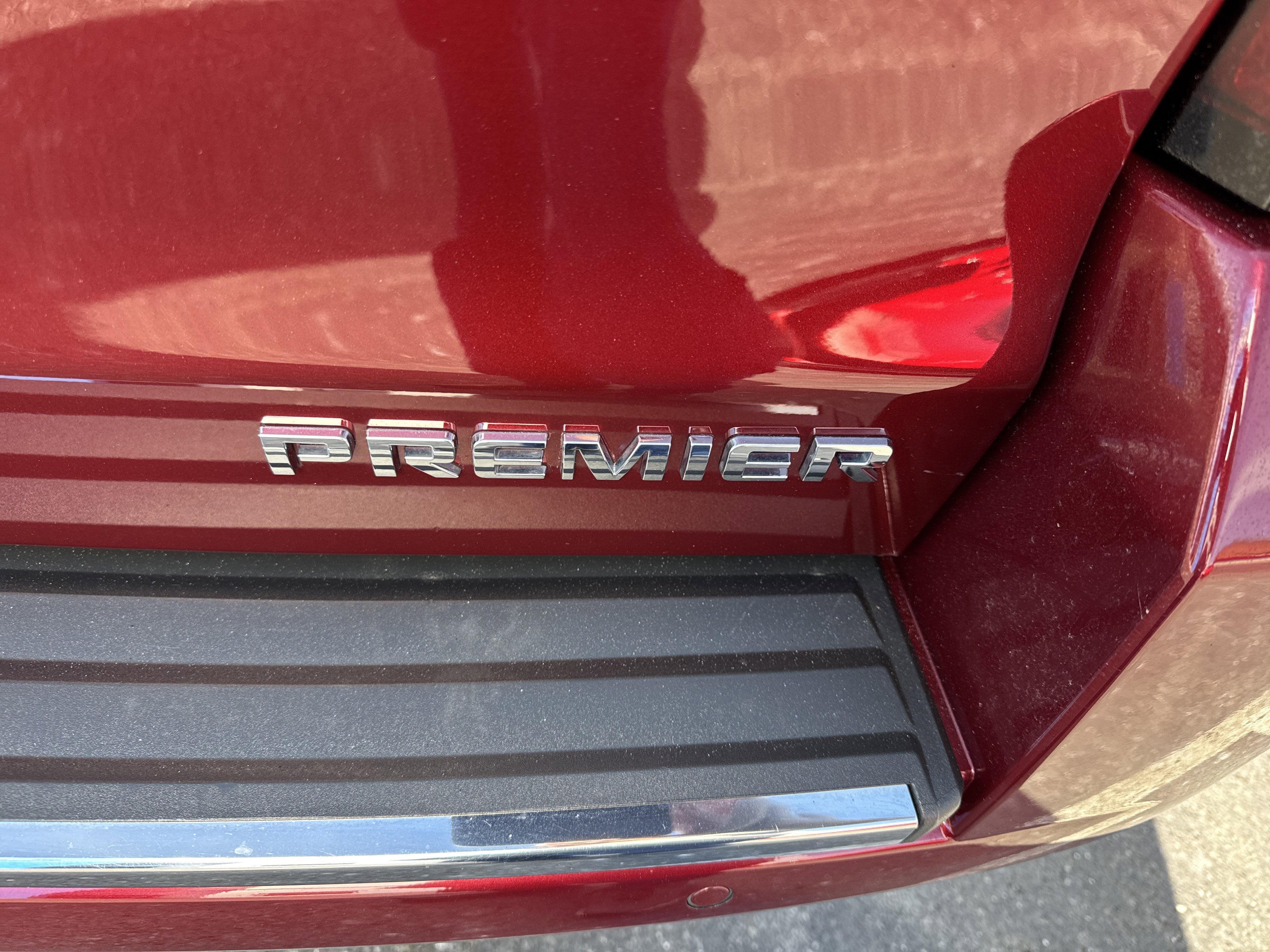 2019 Chevrolet SUBURBAN PREMIER