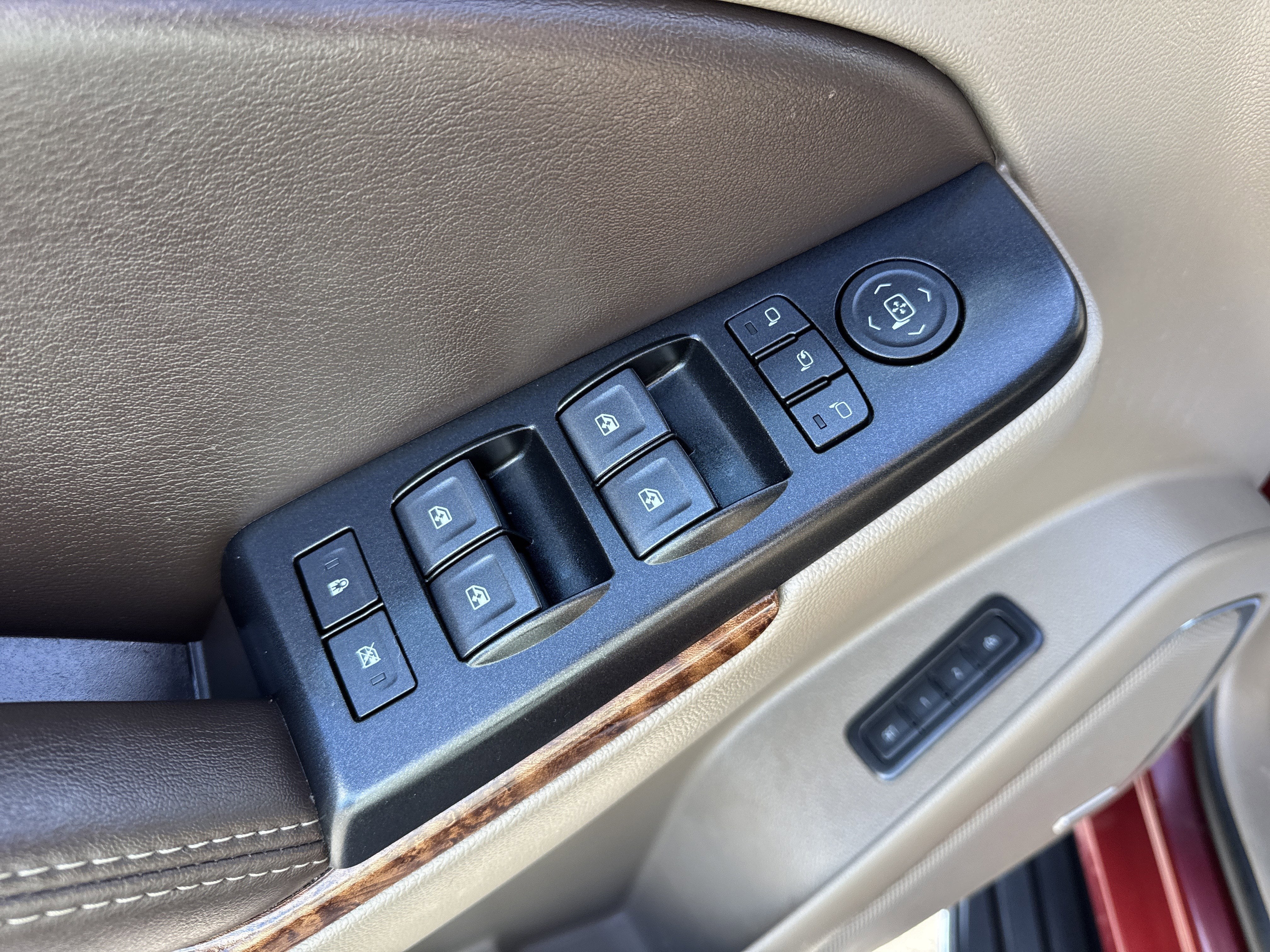 2019 Chevrolet SUBURBAN PREMIER