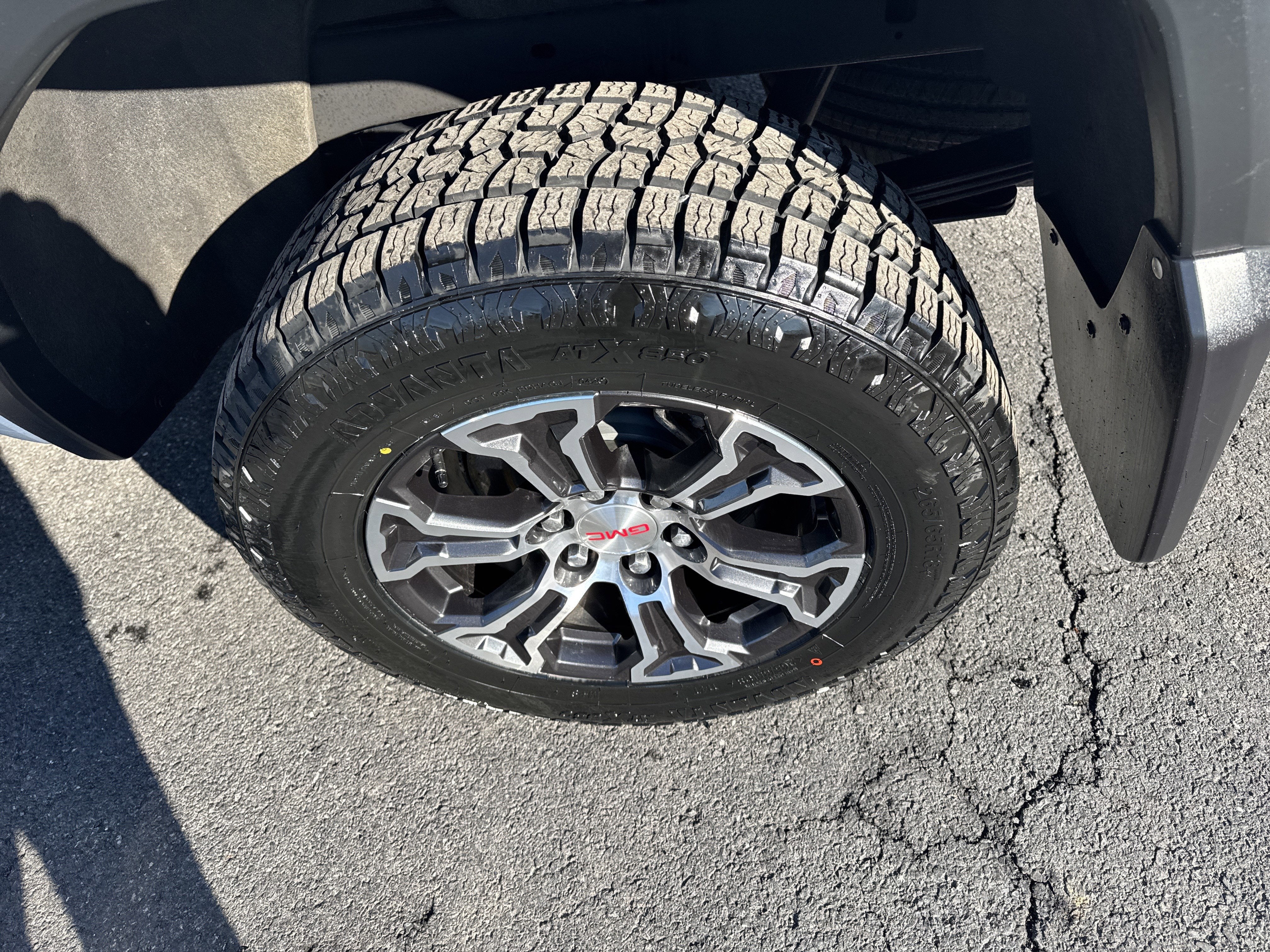 2023 GMC CANYON T4E43