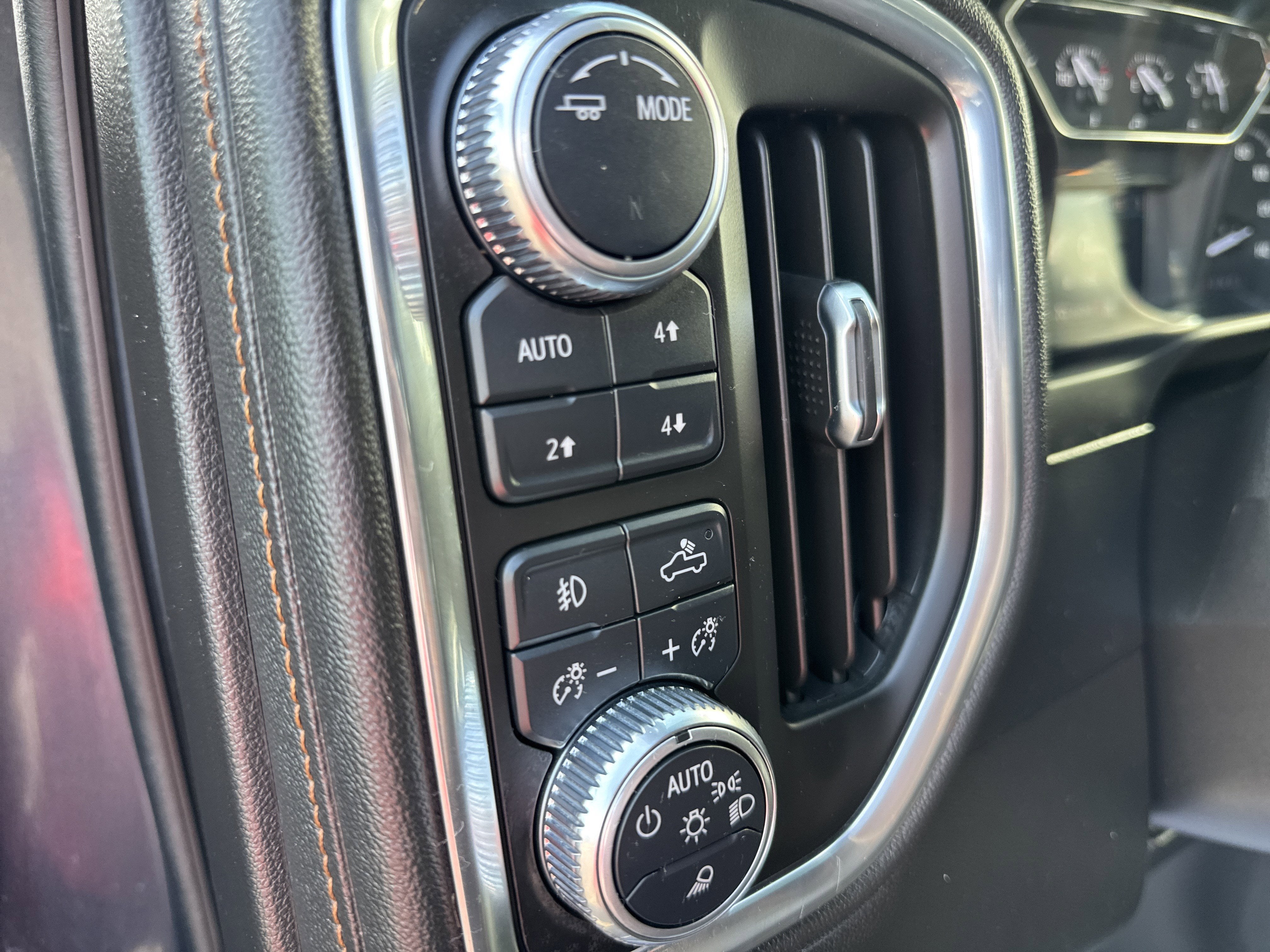 2021 GMC SIERRA 1500 AT4