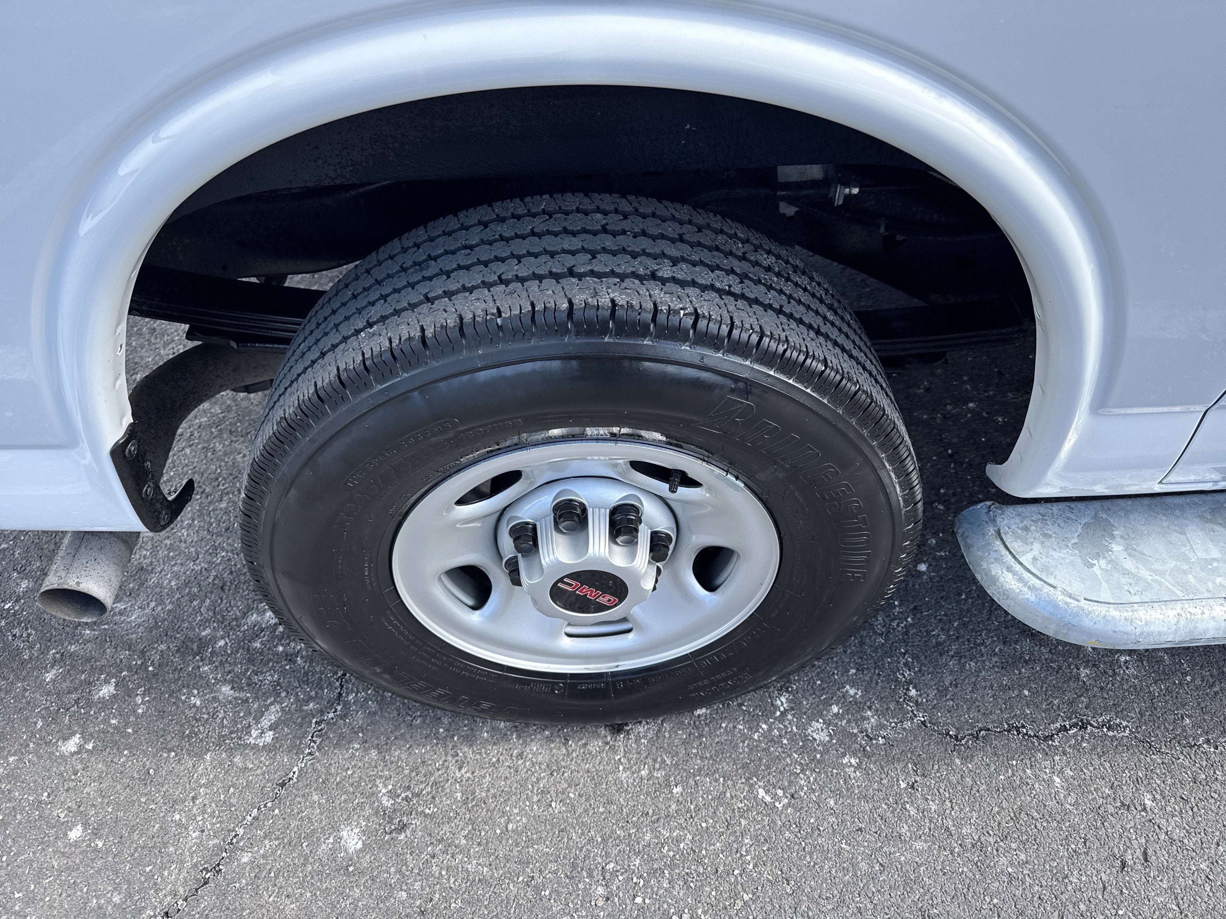 2024 GMC SAVANA 2500 WT