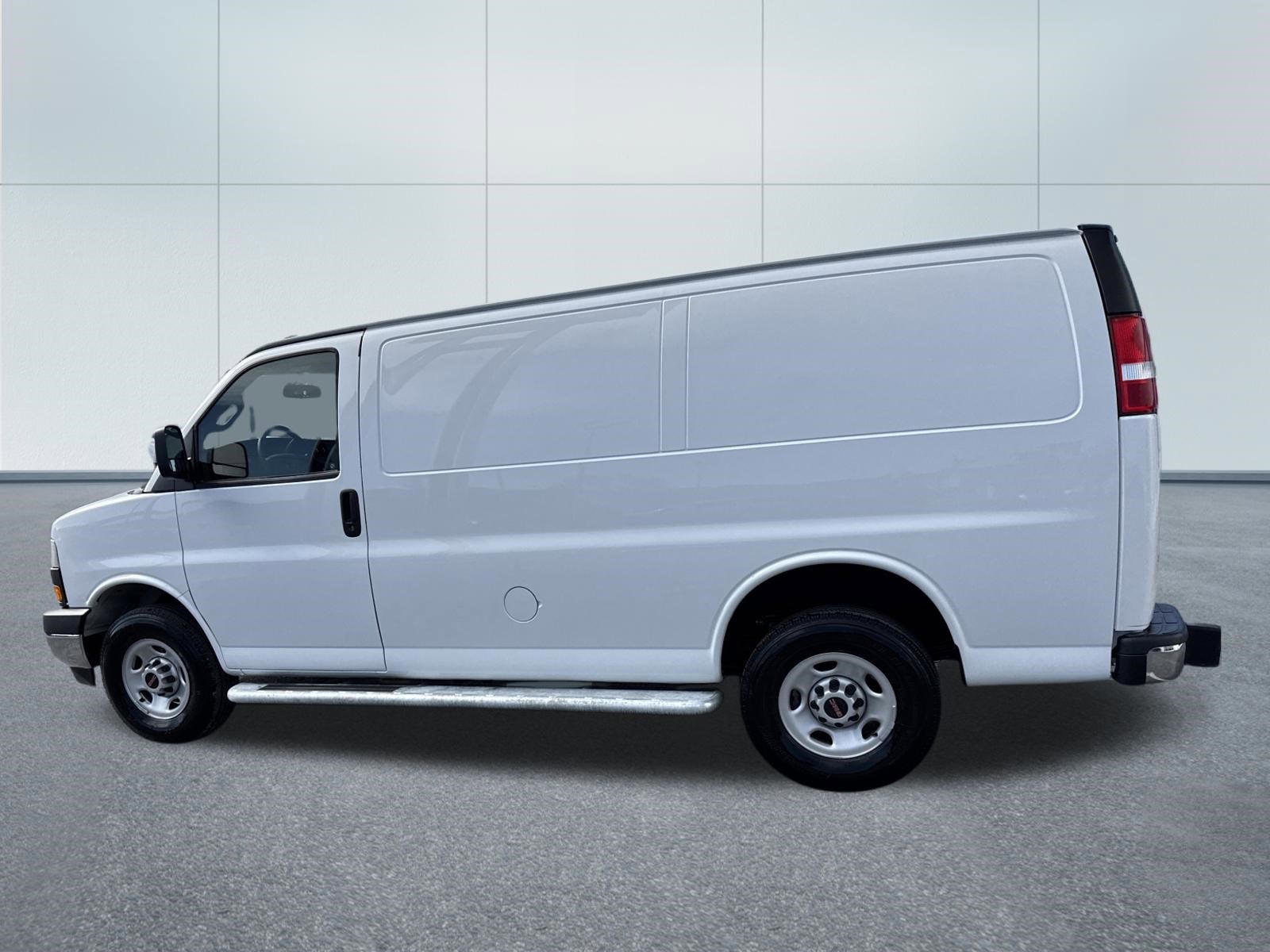 2024 GMC SAVANA 2500 WT