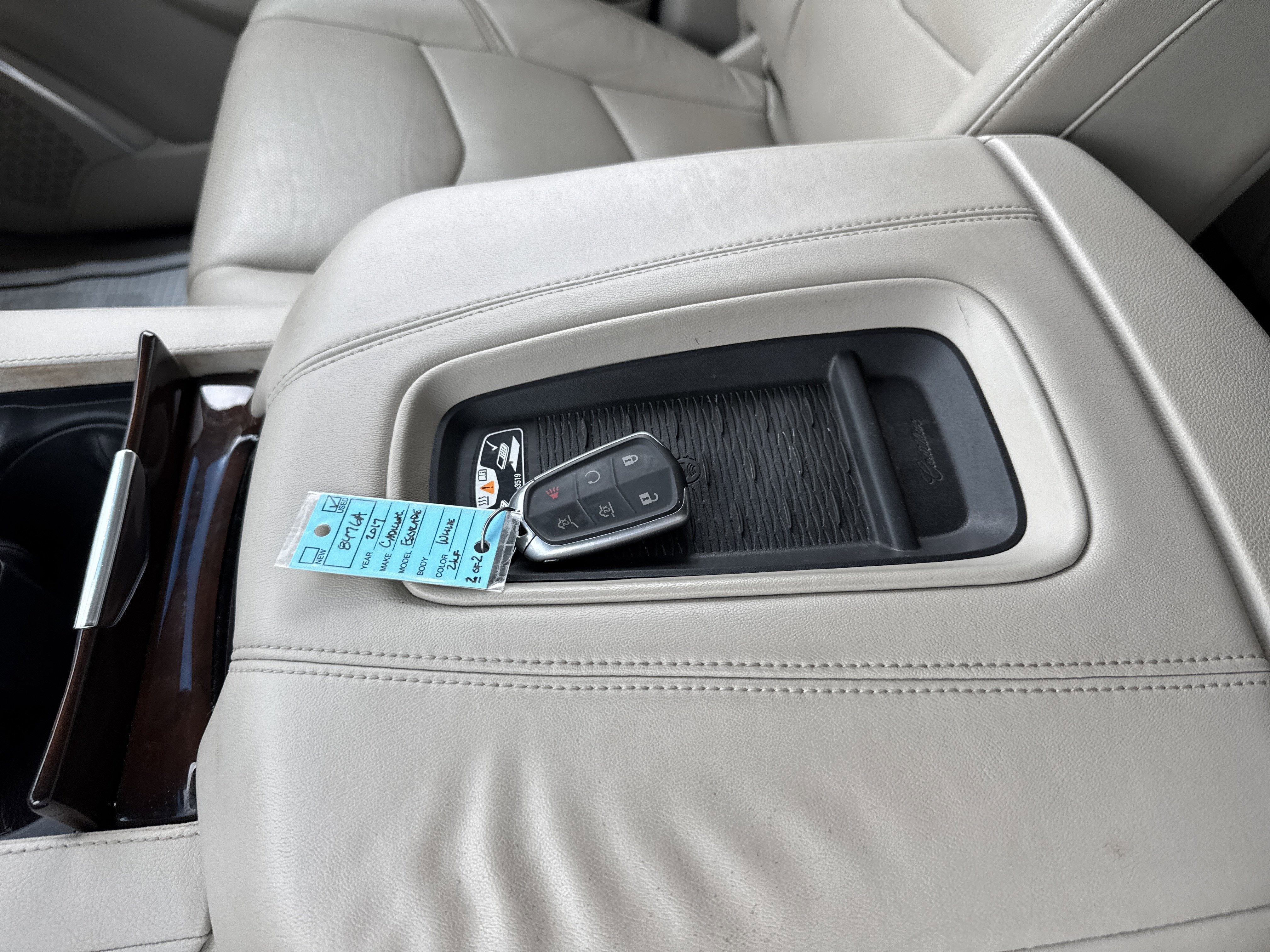 2017 Cadillac ESCALADE ESV PREMIUM