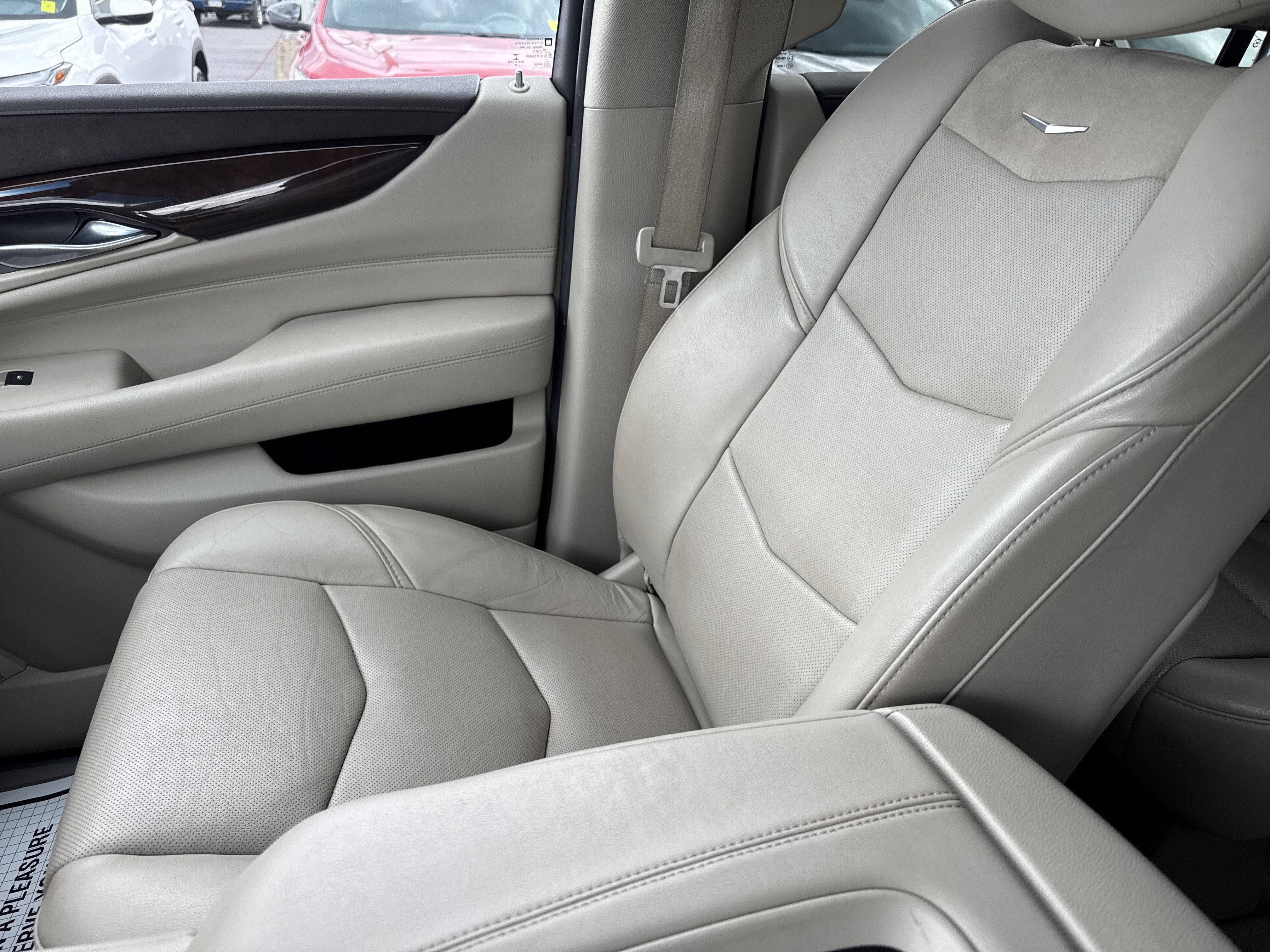 2017 Cadillac ESCALADE ESV PREMIUM