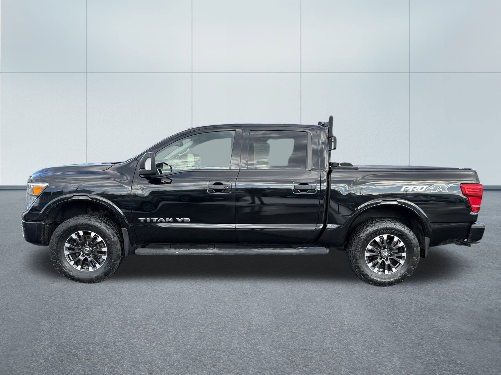 2018 Nissan TITAN PRO-4X