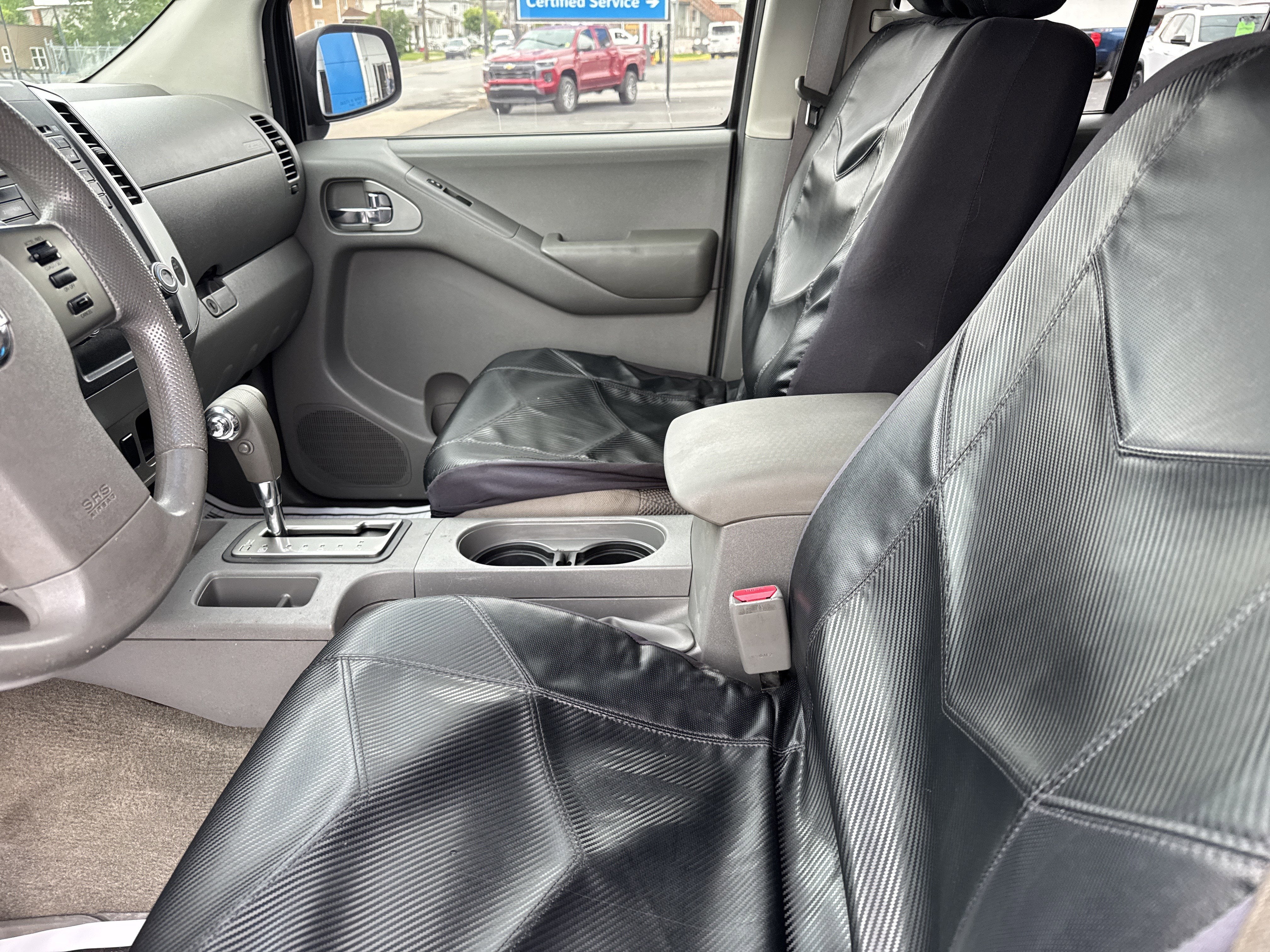 2009 Nissan FRONTIER SE