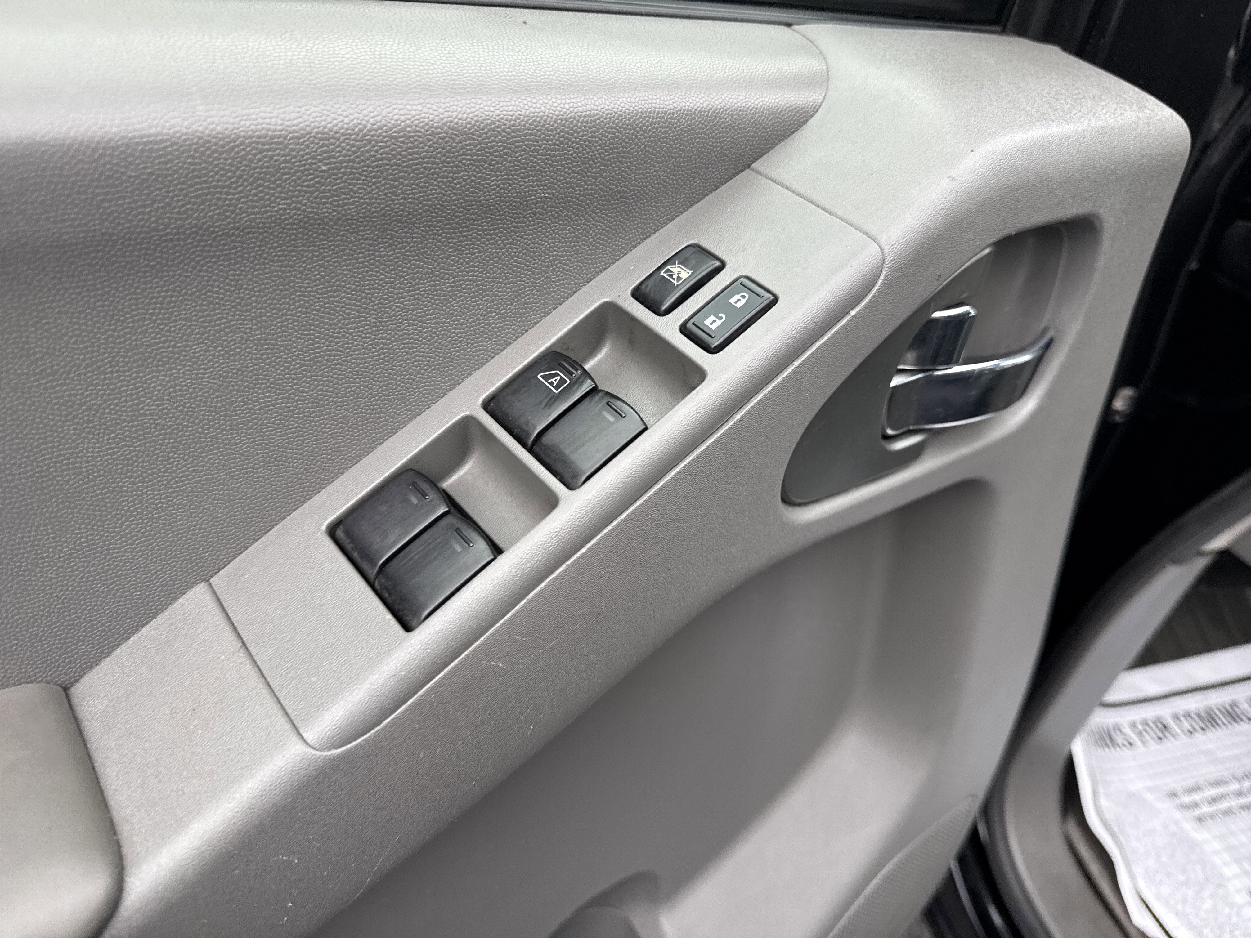 2009 Nissan FRONTIER SE
