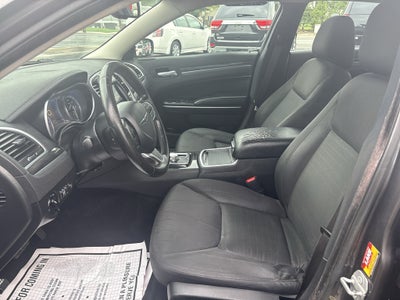 2020 Chrysler 300 Touring