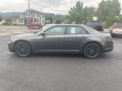 2020 Chrysler 300 Touring