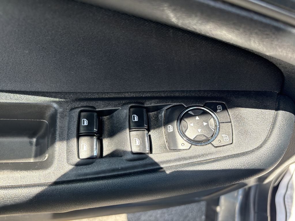 2017 Ford Edge SE