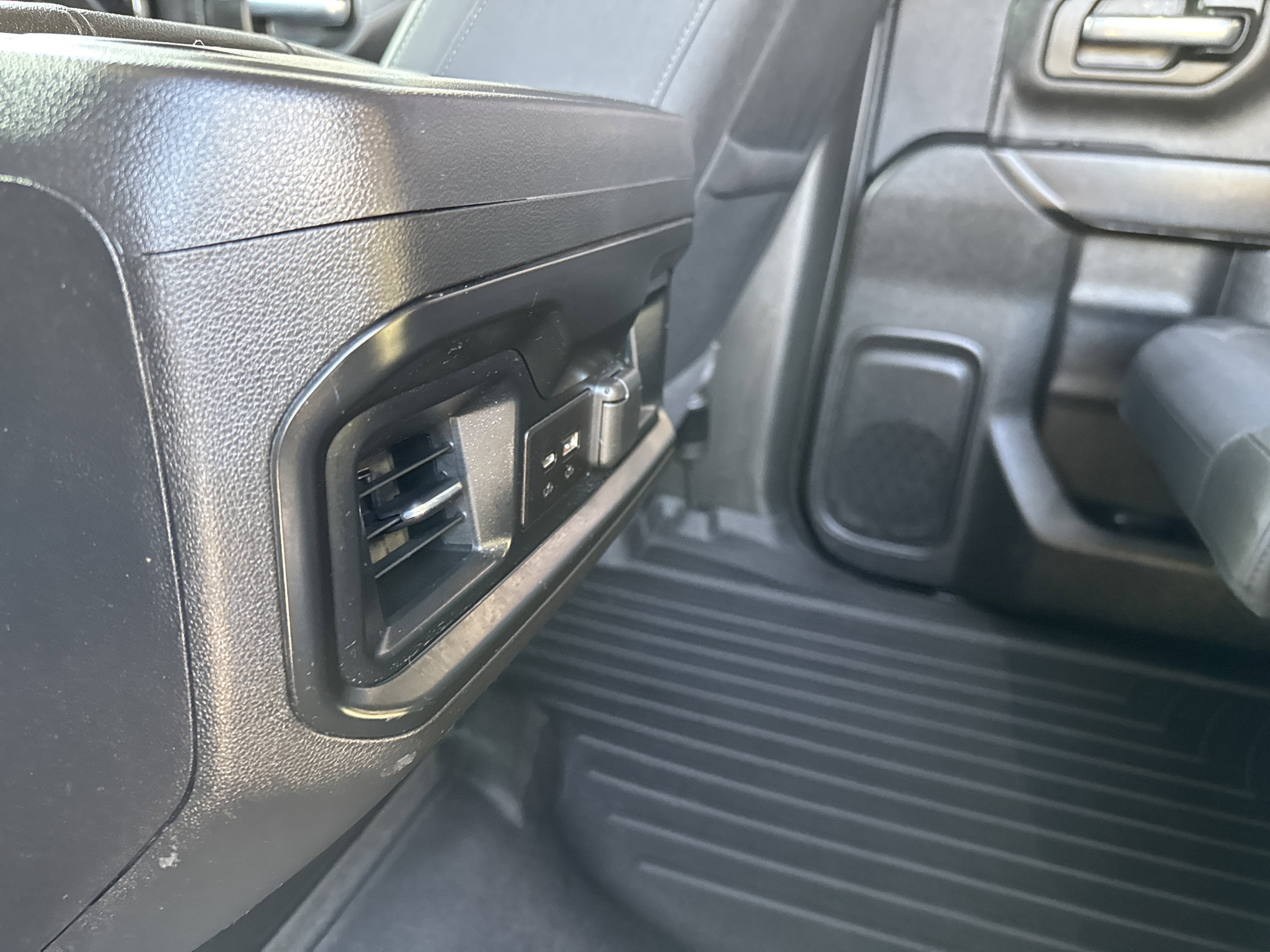 2022 Chevrolet SILVERADO 2500 LT