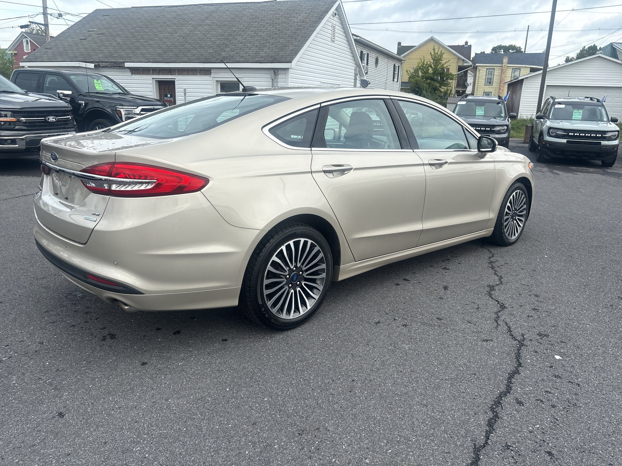 2017 Ford Fusion SE