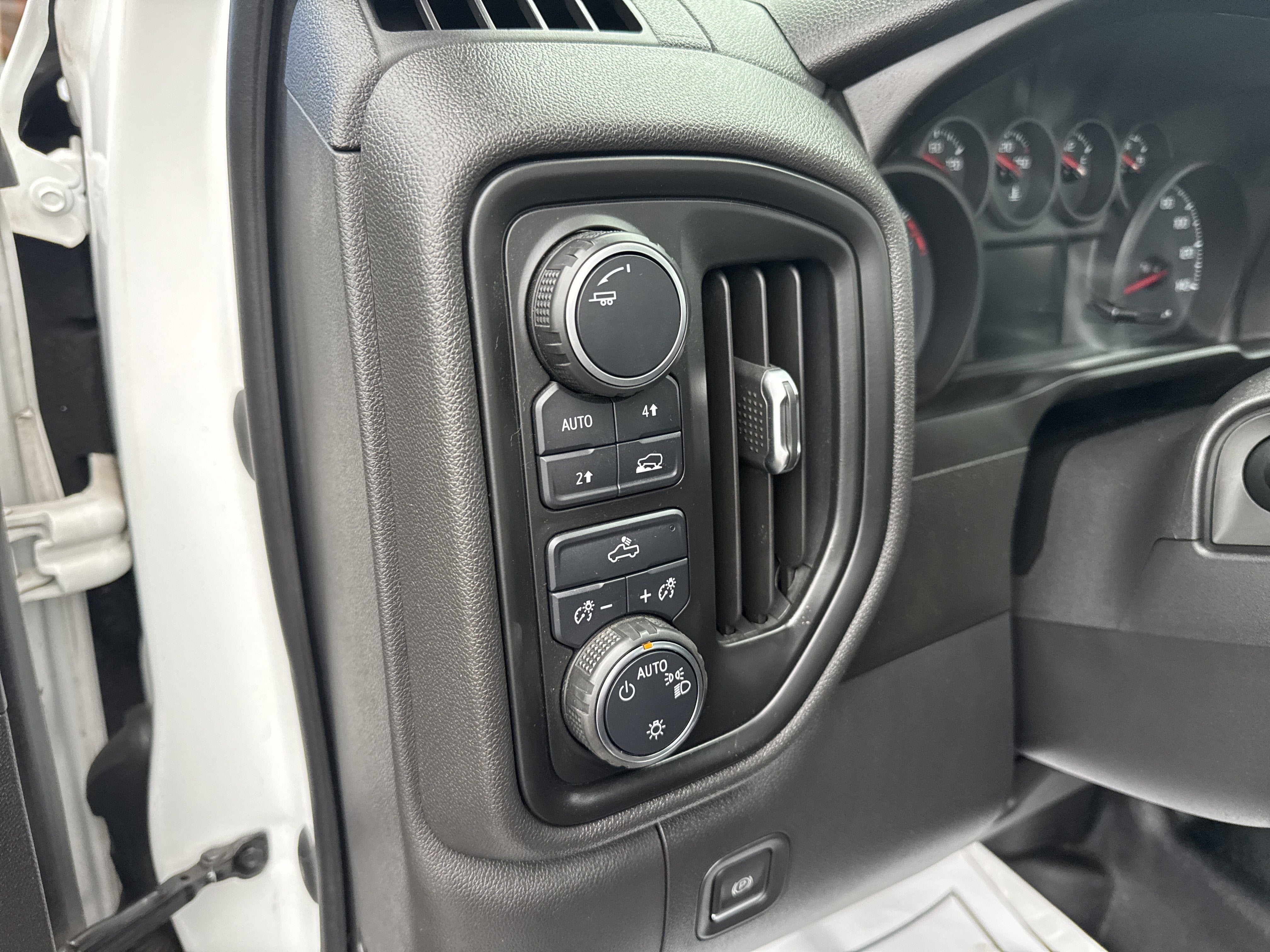 2020 Chevrolet SILVERADO 1500 WT