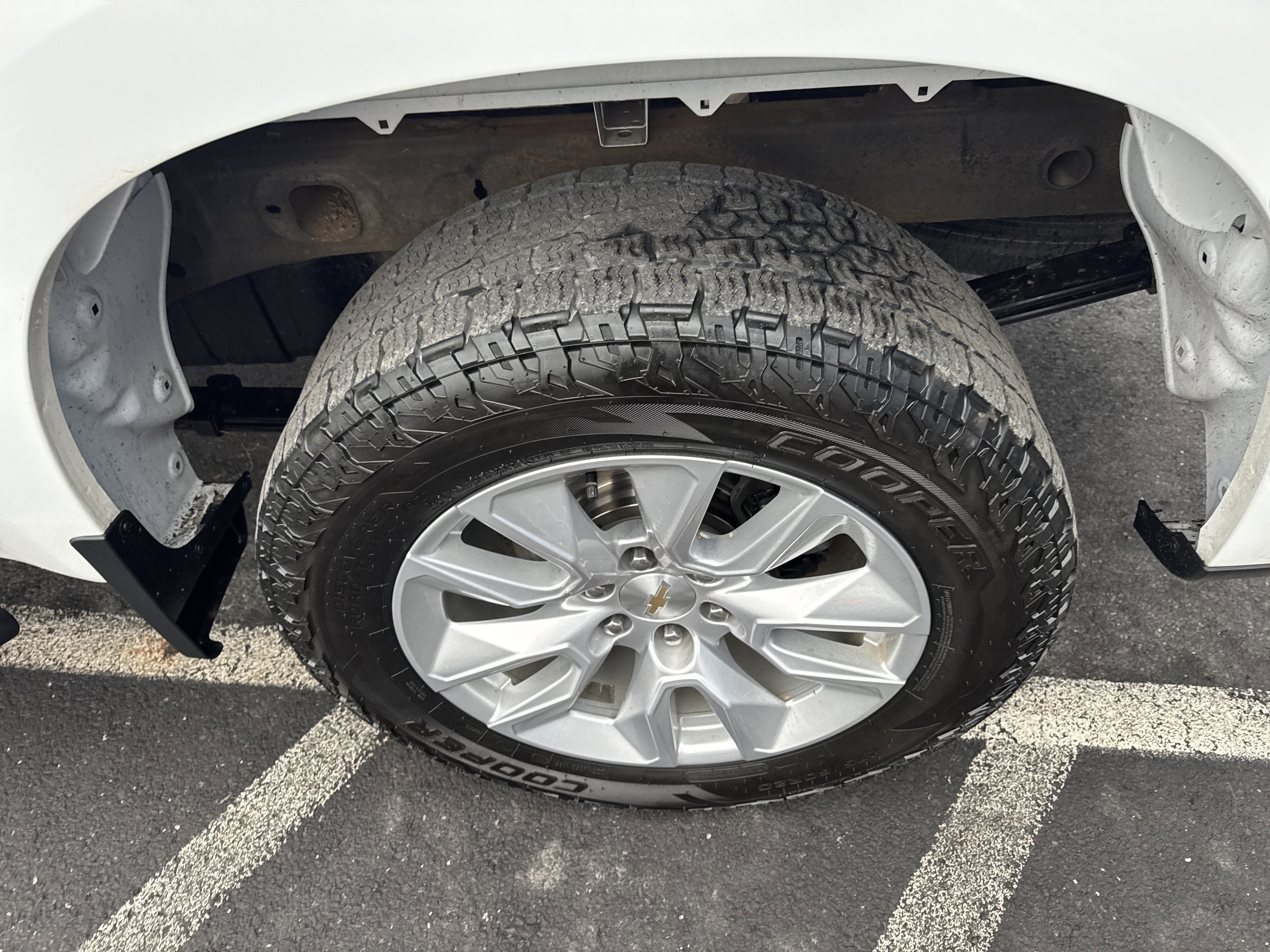 2023 Chevrolet SILVERADO 1500 CUSTOM