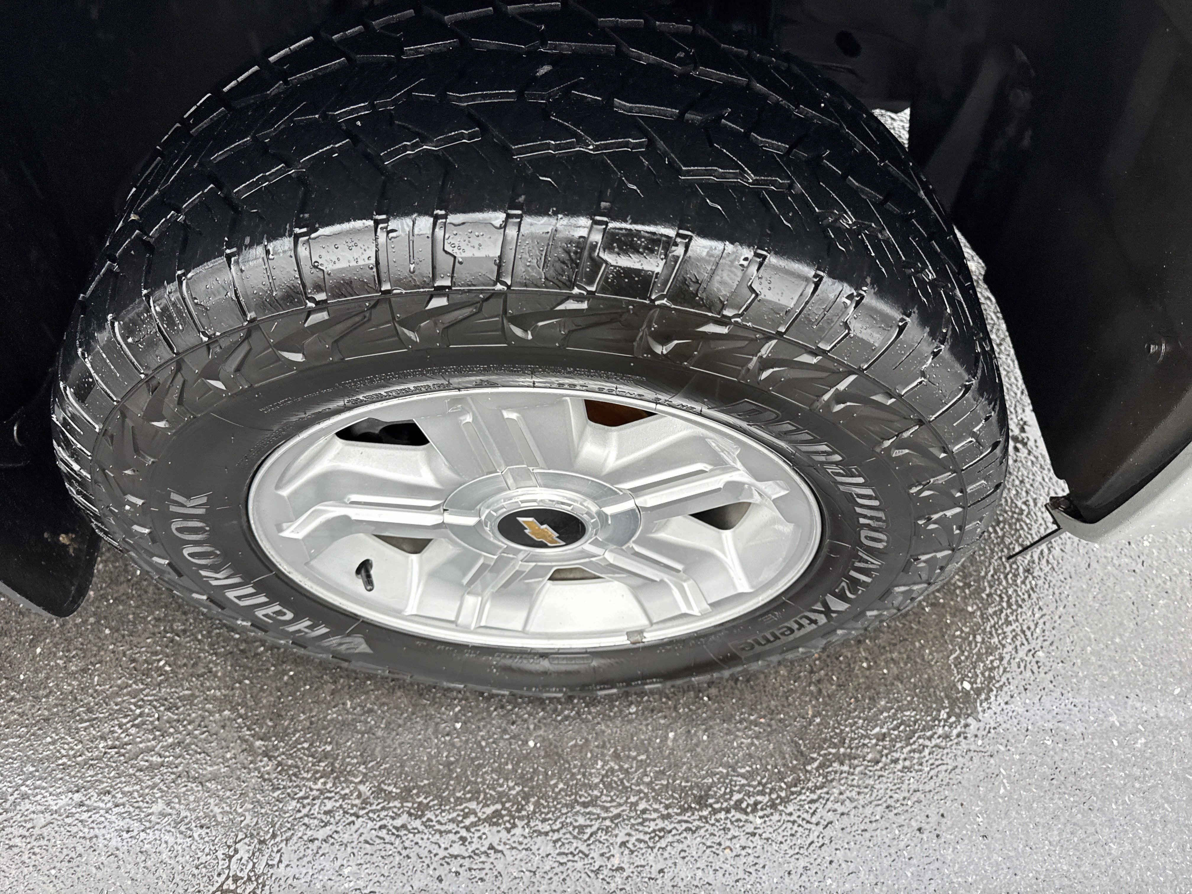 2011 Chevrolet SILVERADO 1500 CREW