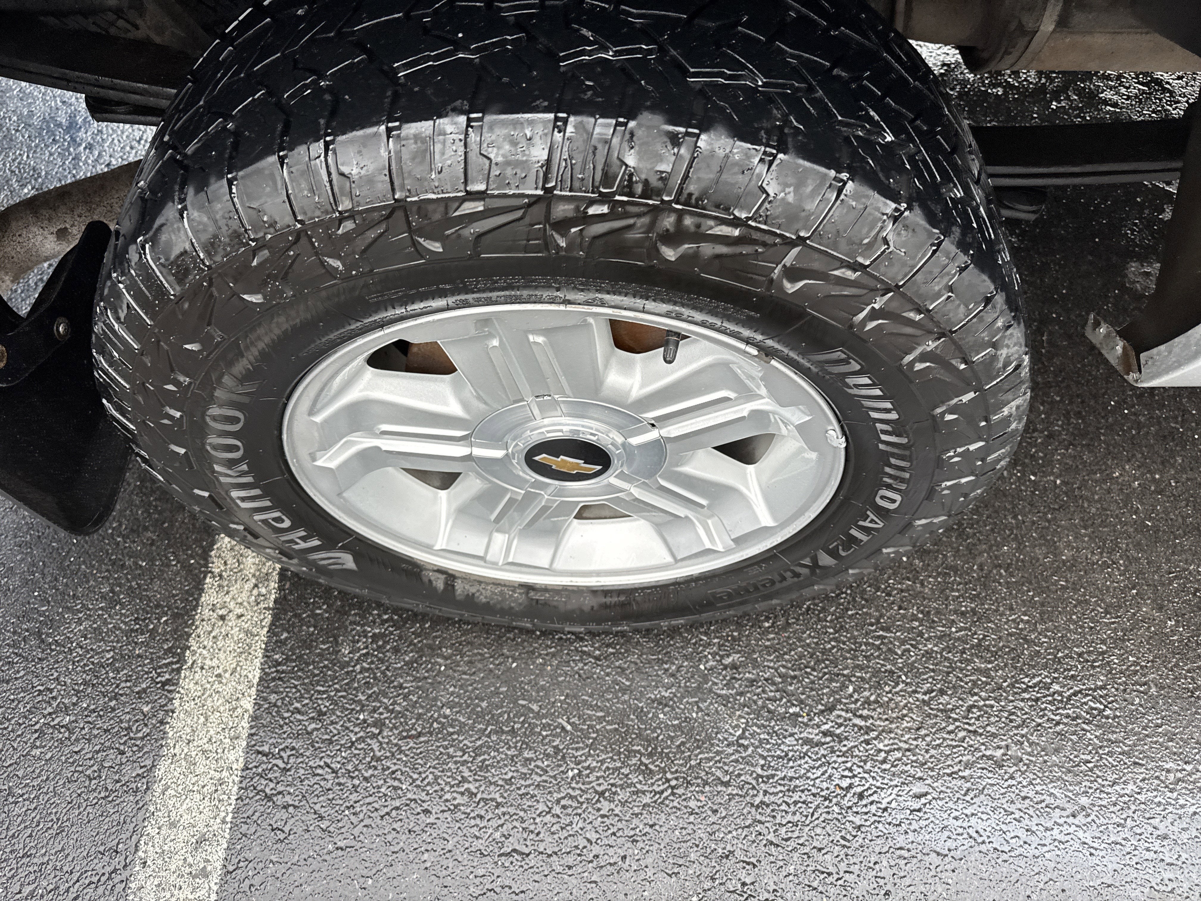 2011 Chevrolet SILVERADO 1500 CREW