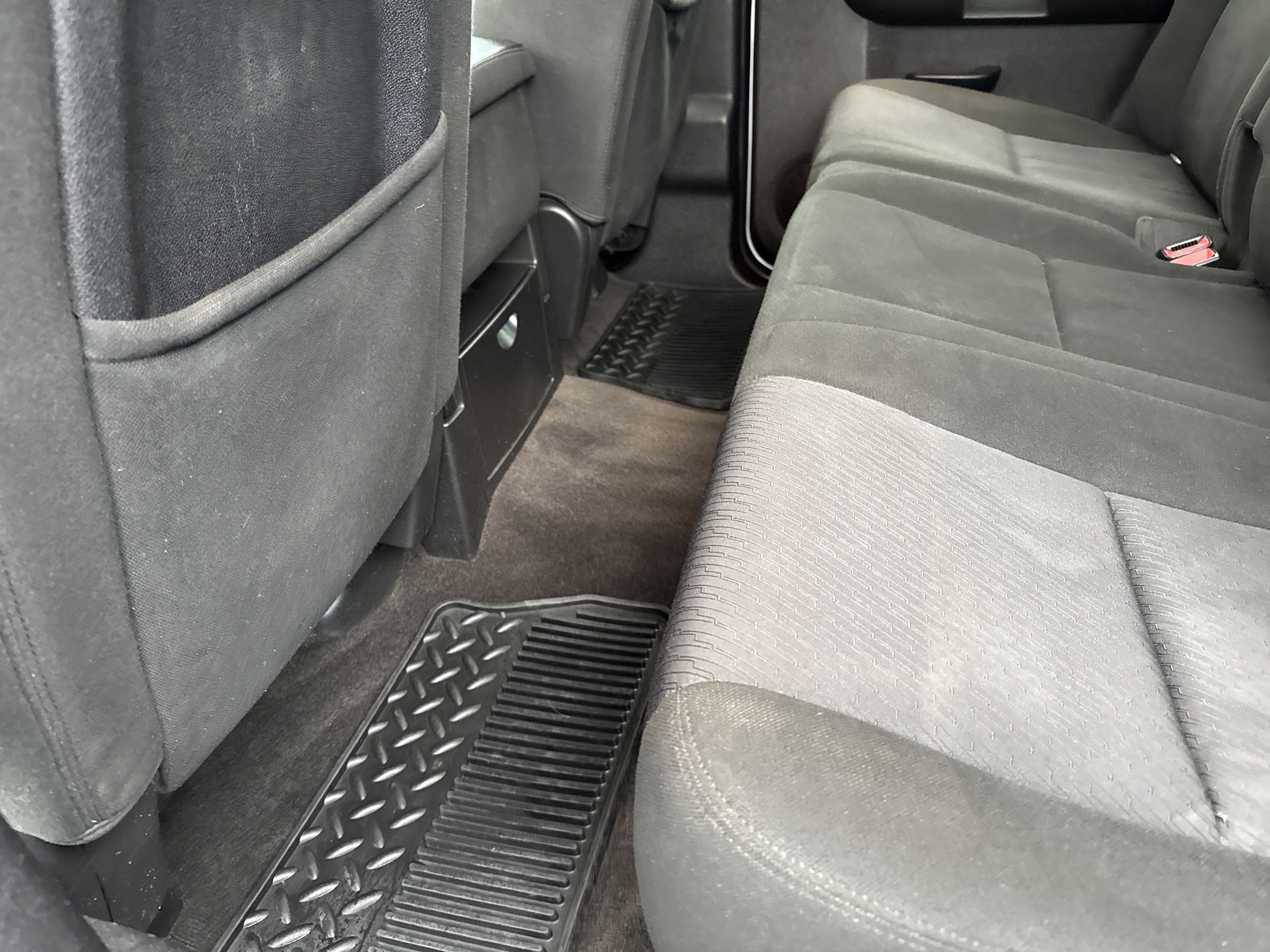 2011 Chevrolet SILVERADO 1500 CREW